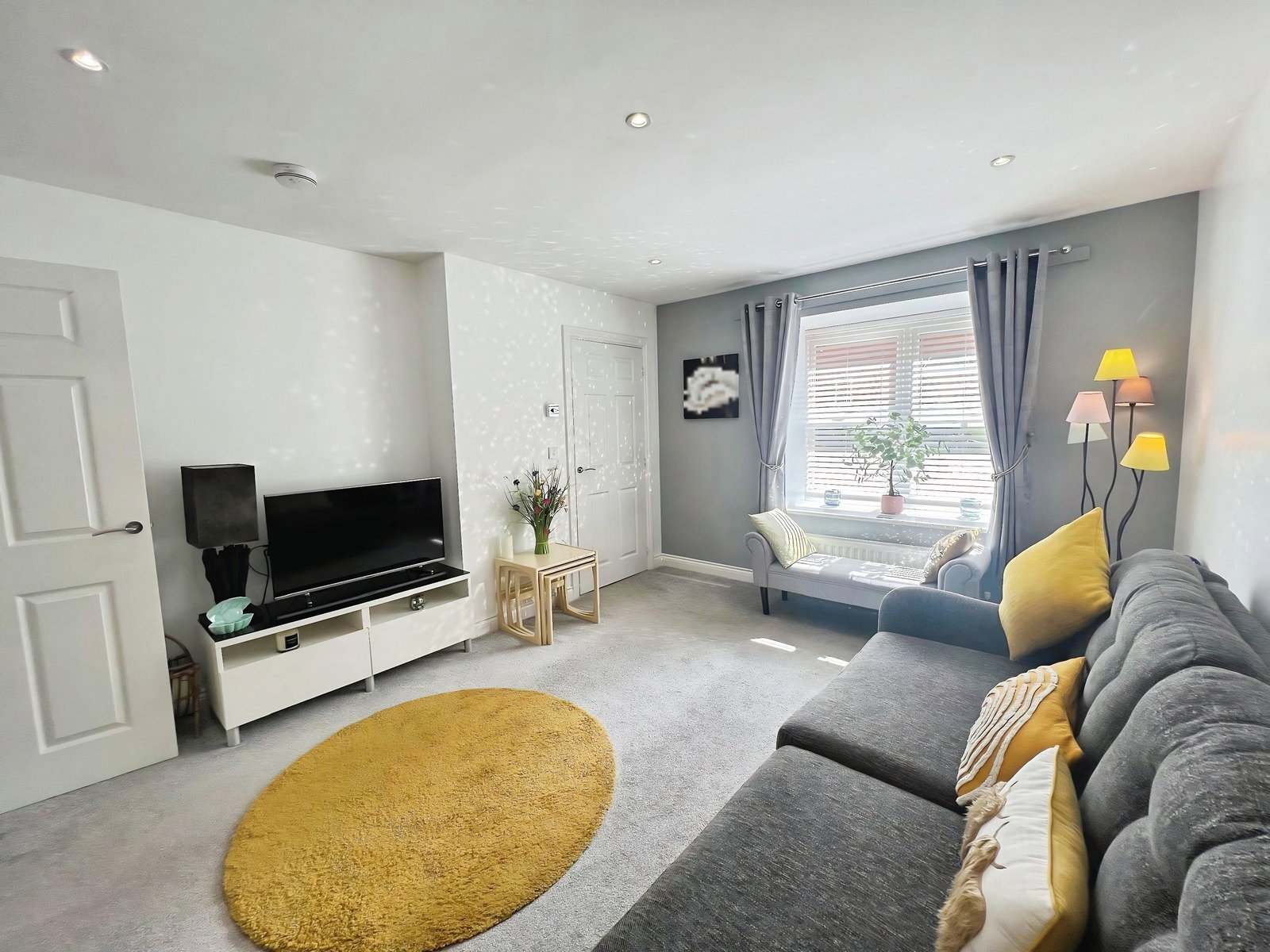 Semi Detached House for sale in Kidderminster, Hill Close, Bewdley Hill, Kidderminster, Worcestershire, DY11 6GB