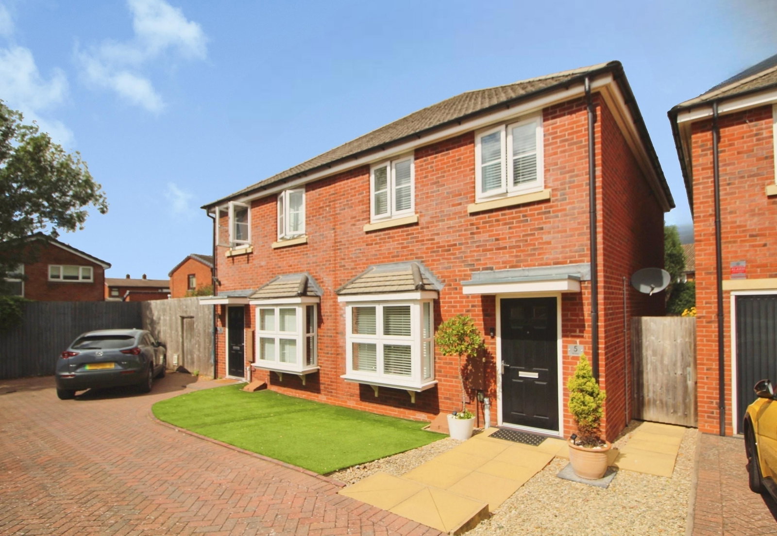 Semi Detached House for sale in Kidderminster, Hill Close, Bewdley Hill, Kidderminster, Worcestershire, DY11 6GB