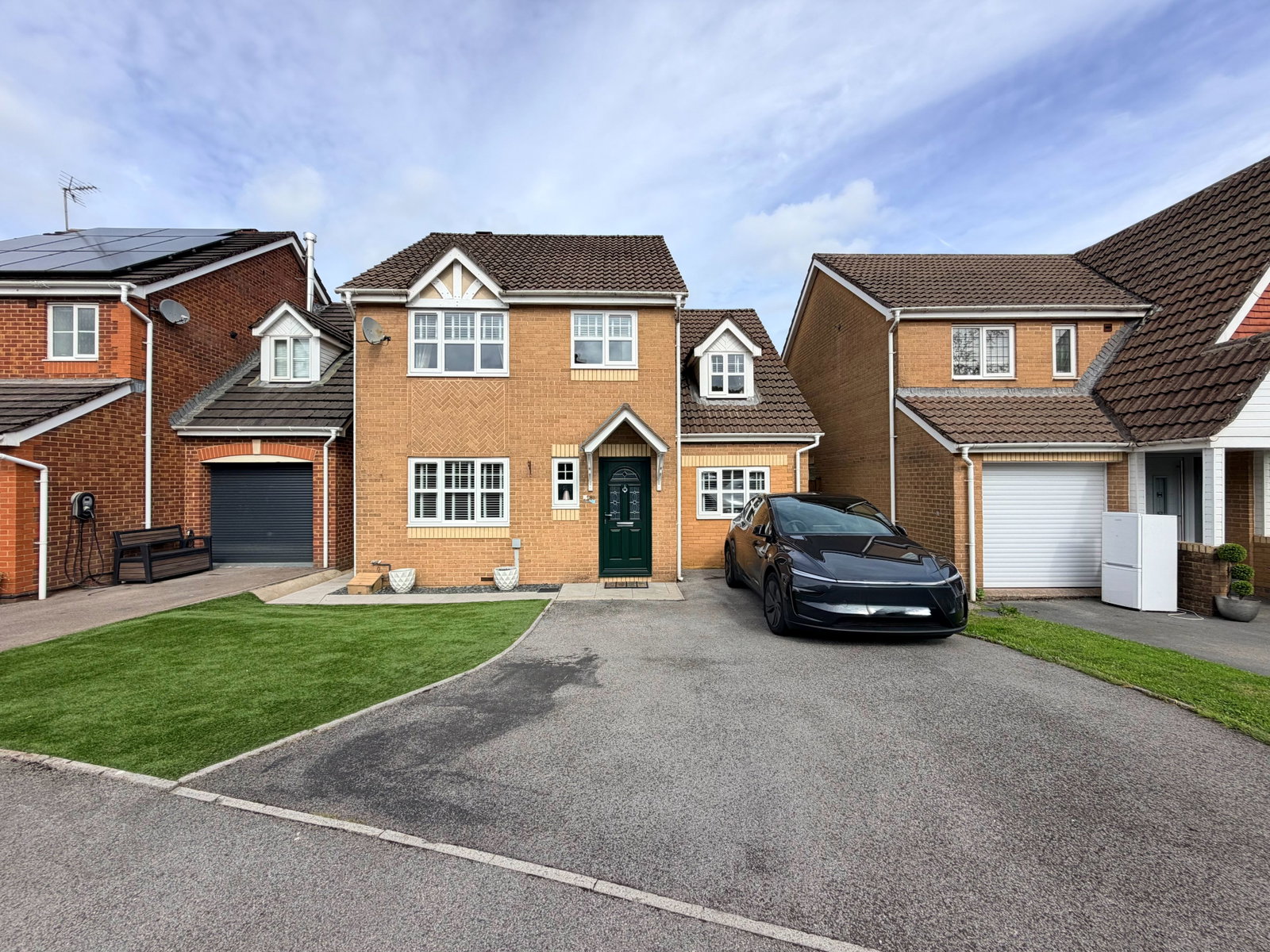 Detached House for sale in Maesteg, Heol Cerdin, Maesteg, CF34 9GG