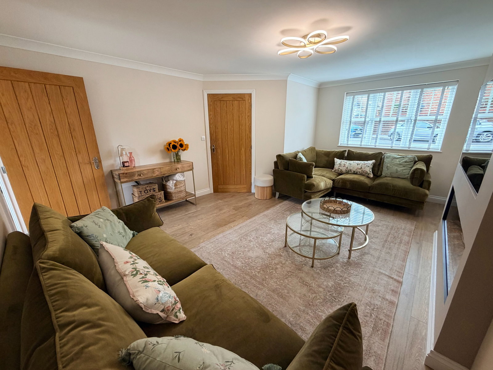 Detached House for sale in Maesteg, Heol Cerdin, Maesteg, CF34 9GG