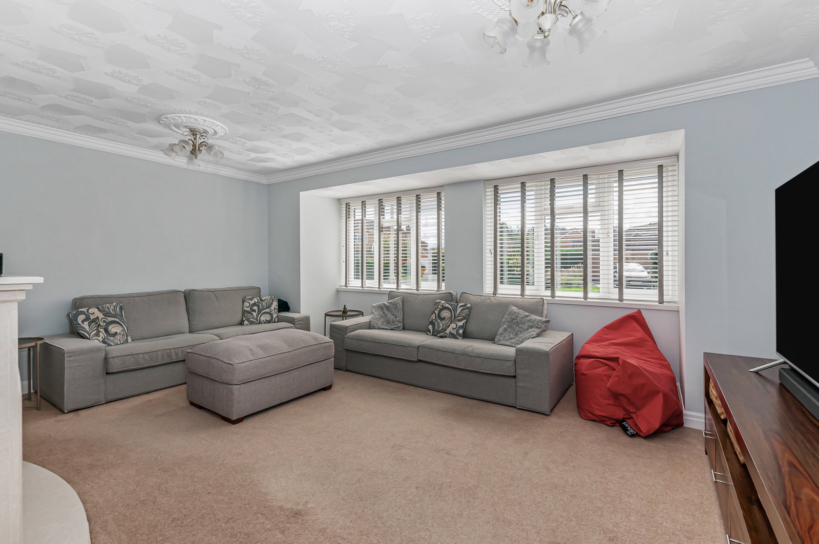 Semi Detached House for sale in Beverley, Savile Close, Beverley, HU17 7QF