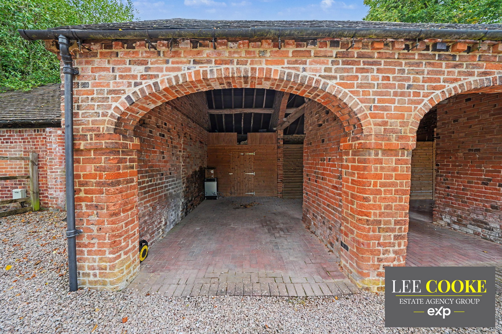 Country House for sale in Stafford, St. Thomas Priory, Brancote, Tixall, Stafford, ST18 0ZJ
