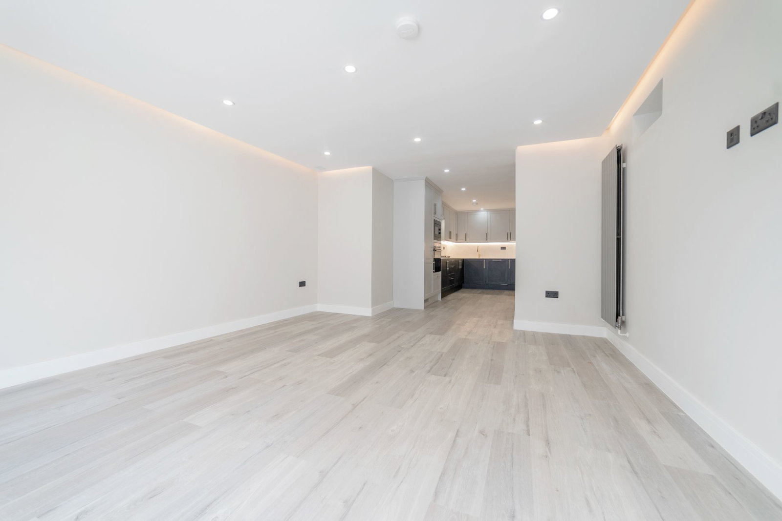 Flat for sale in Croydon, 6 Windmill Road, Croydon, CR0 2XN, 790 m²