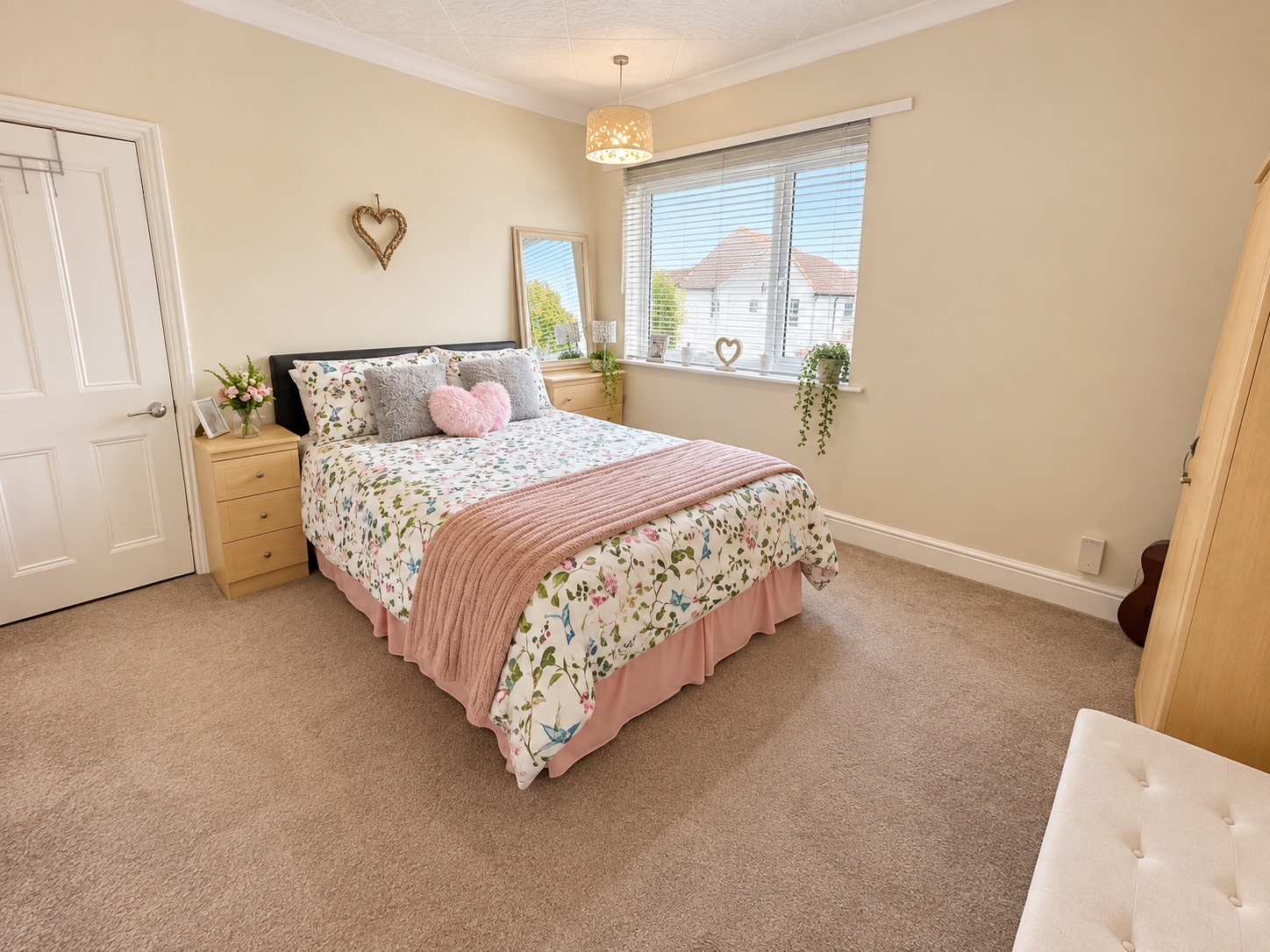 Detached House for sale in Ibstock, Oakleigh Villa, Melbourne Road, Ibstock, LE67 6NN