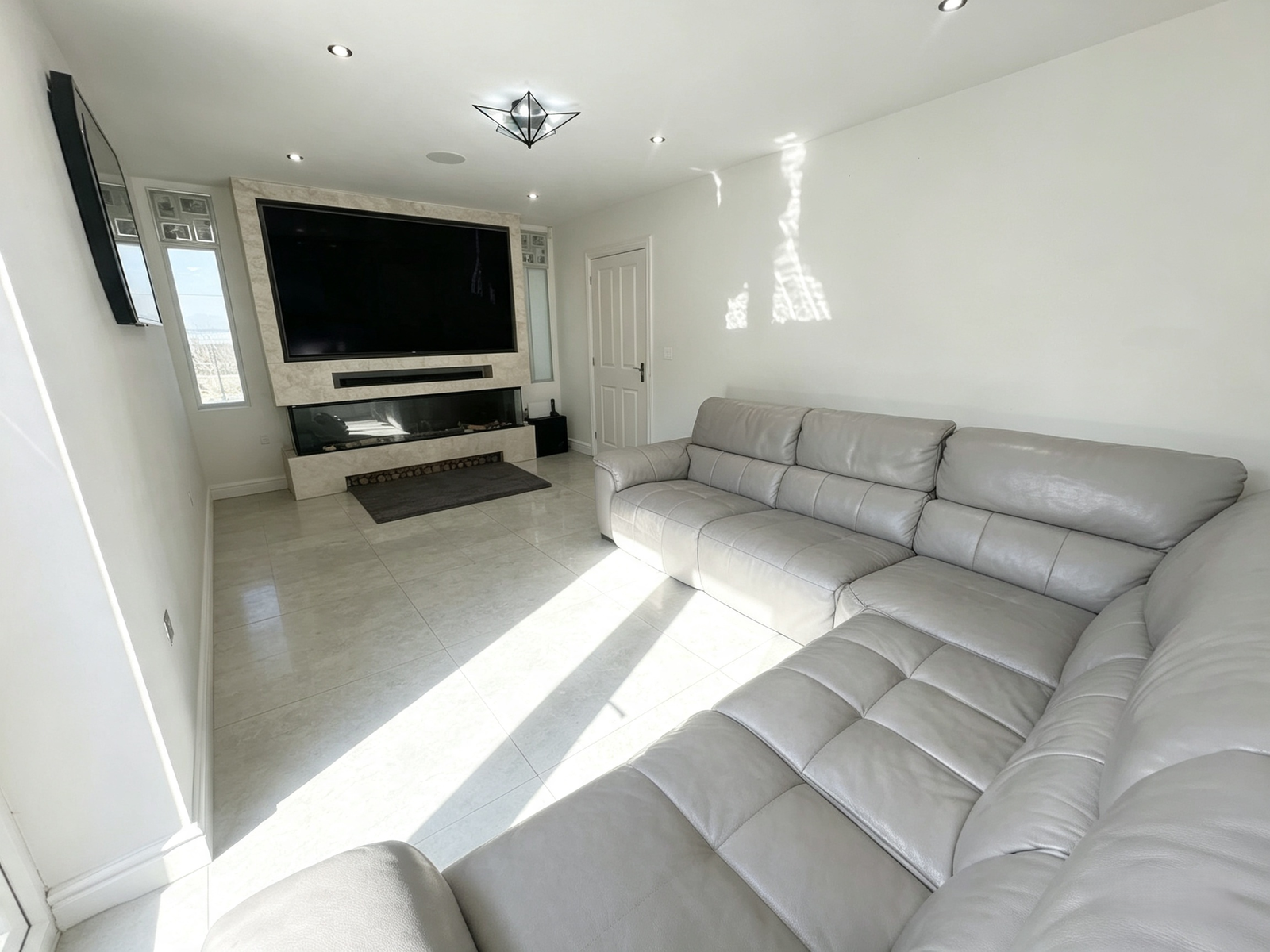 Detached House for sale in Tipton, Lower Church Lane, Tipton, DY4 7PG