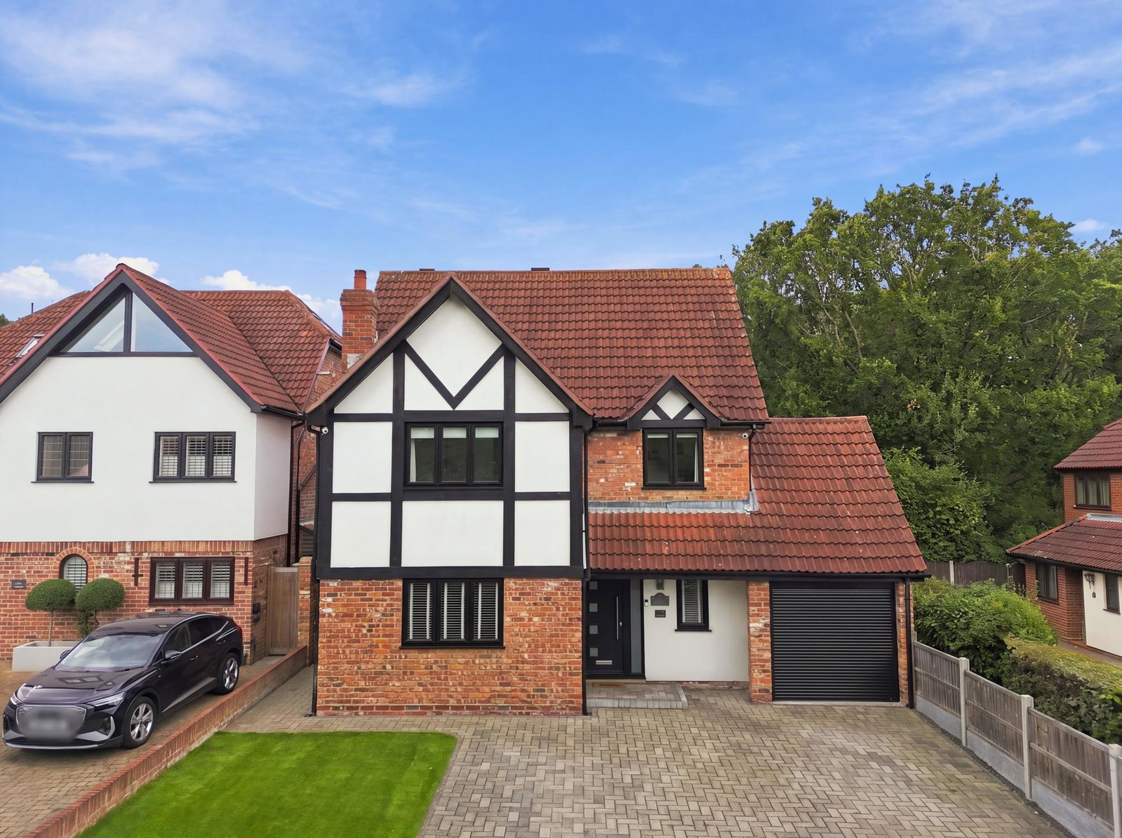 Detached House for sale in Basildon, The Lindens, Langdon Hills, SS16, 1300 m²