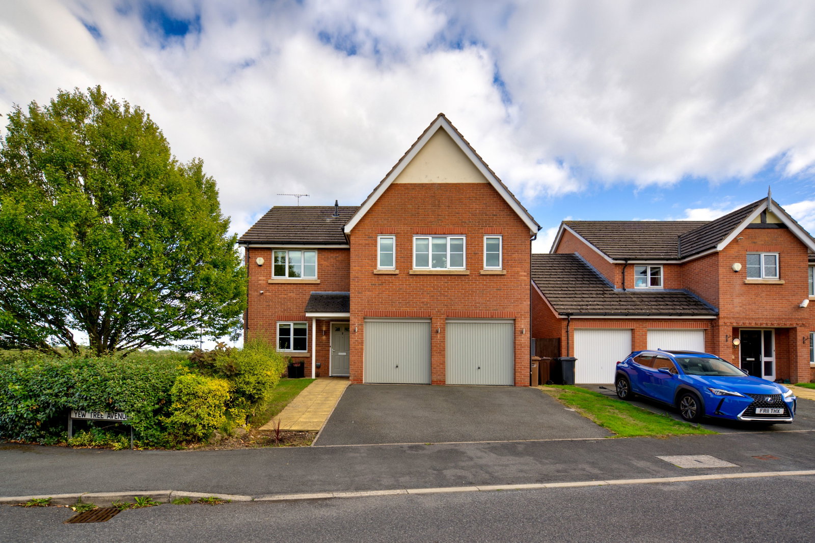 Detached House for sale in Chester, 2 Yew Tree Avenue, Saughall, Chester, Flintshire, CH1 6HB, 1550 m²