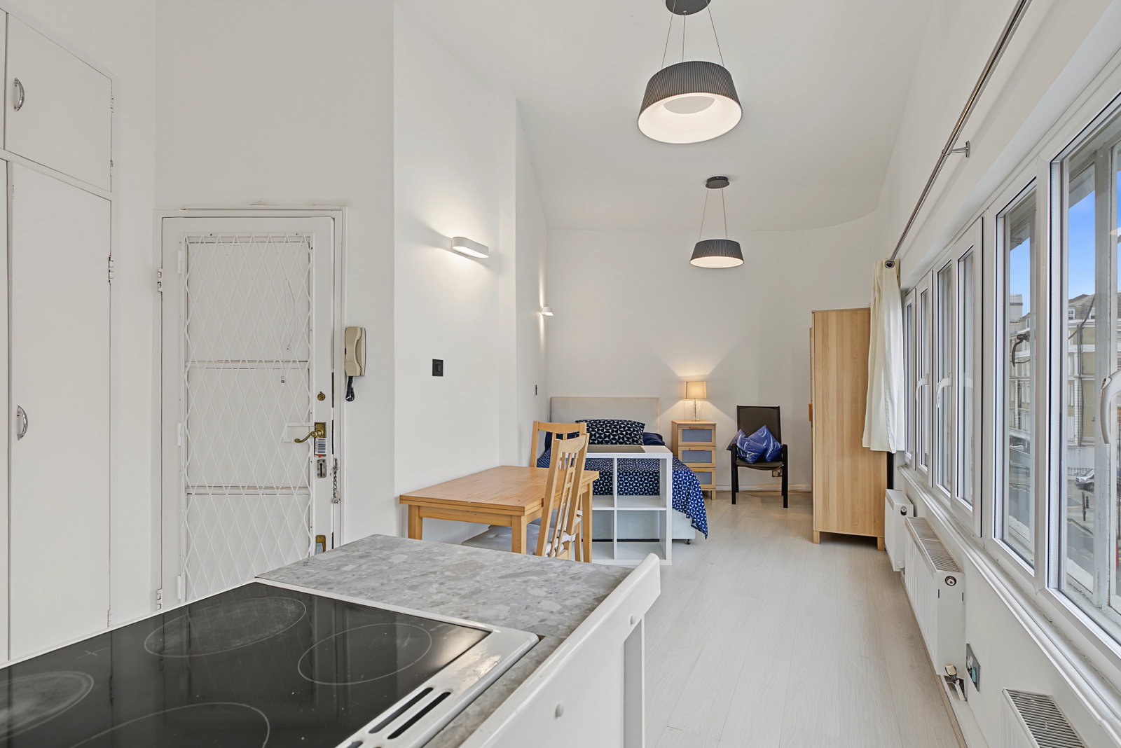 Studio for sale in London, Harrington Road, South Kennsington, London, SW7 3EU, 301 m²