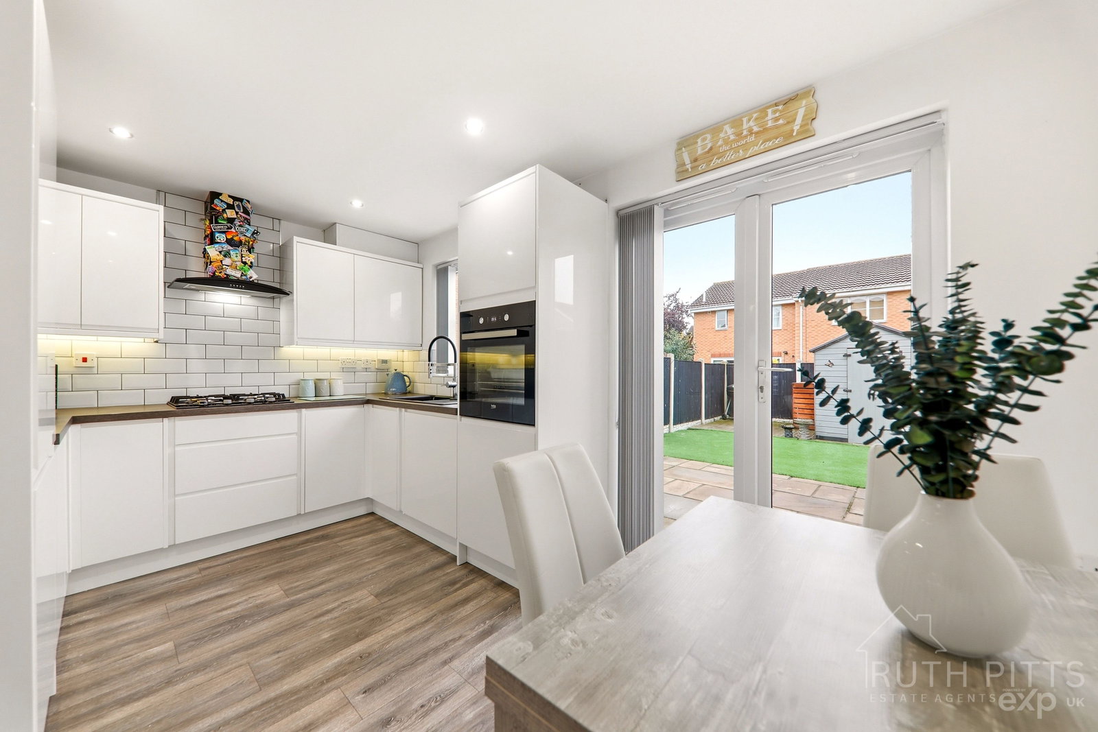 Town House for sale in Pontefract, Rother Mews, South Elmsall, WF9