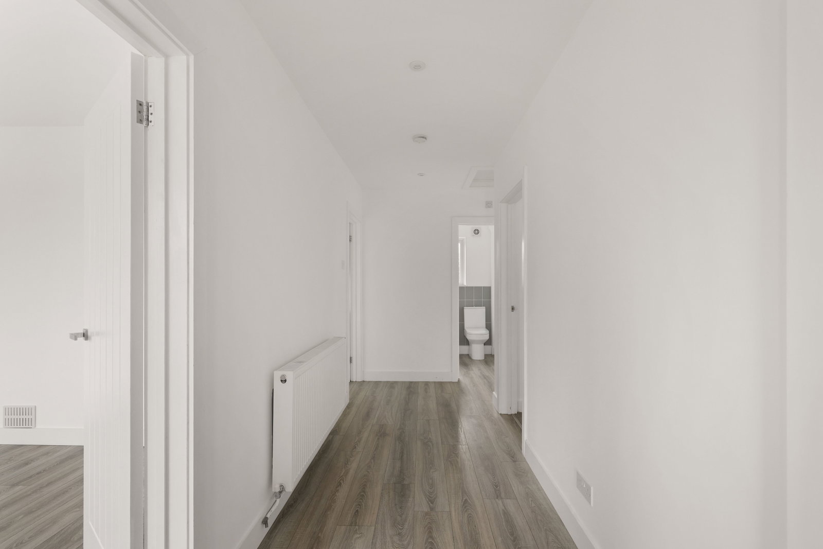 Bungalow for sale in Colchester, Ballast Quay Road, Fingringhoe, Colchester, CO5 7DB, 815 m²