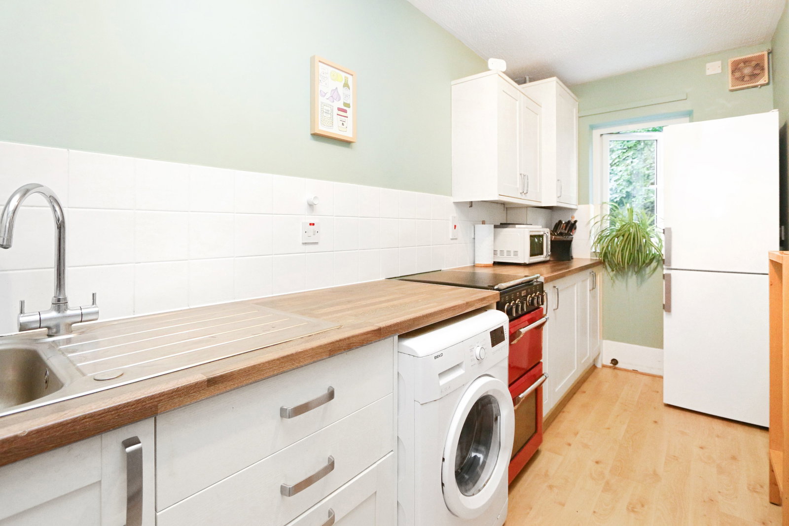 Terraced House for sale in Bromley, Elstree Hill, Bromley, BR1 4JR