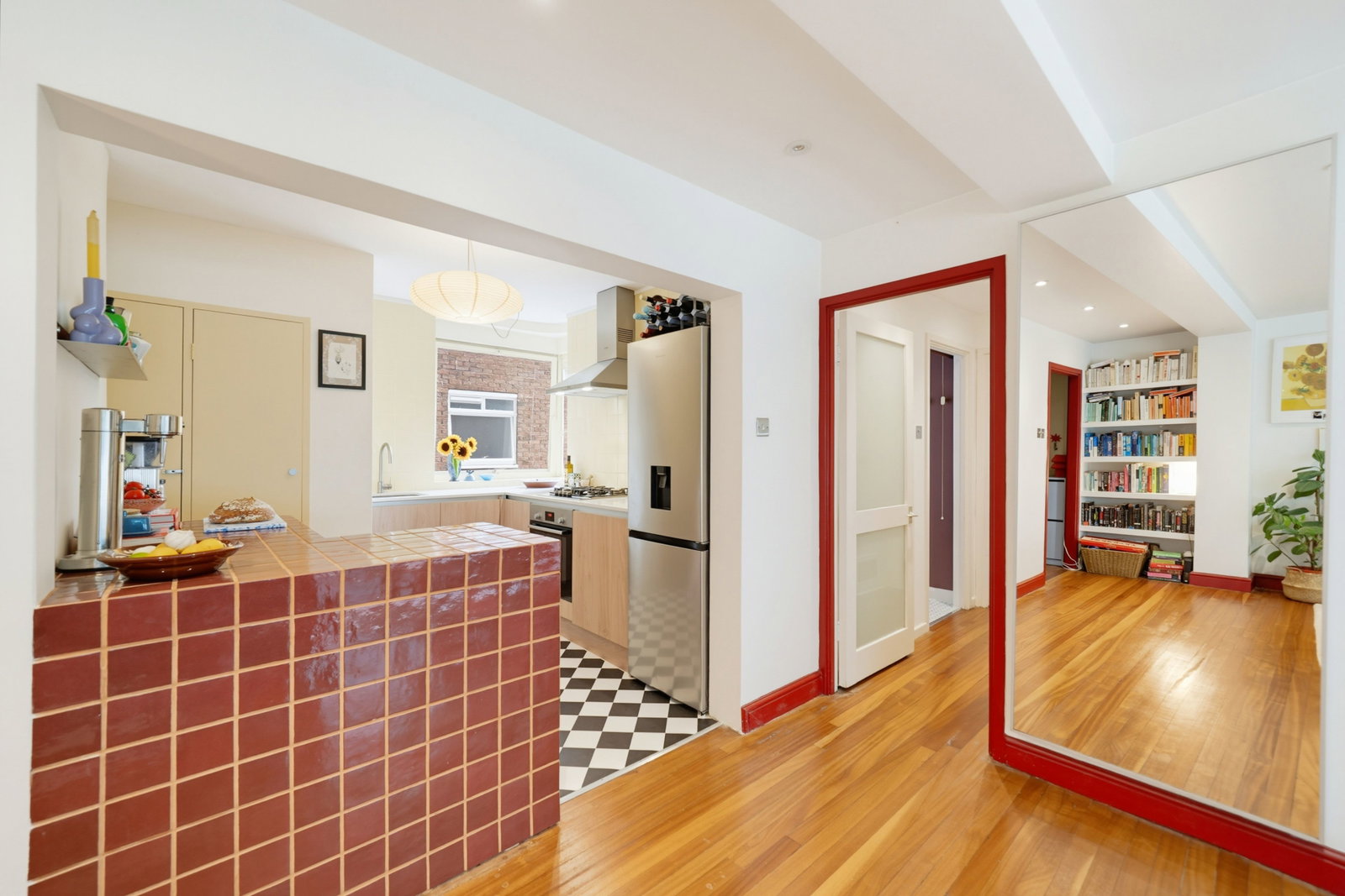 Ground Floor Flat for sale in London, Lymer Avenue, SE19, 883 m²