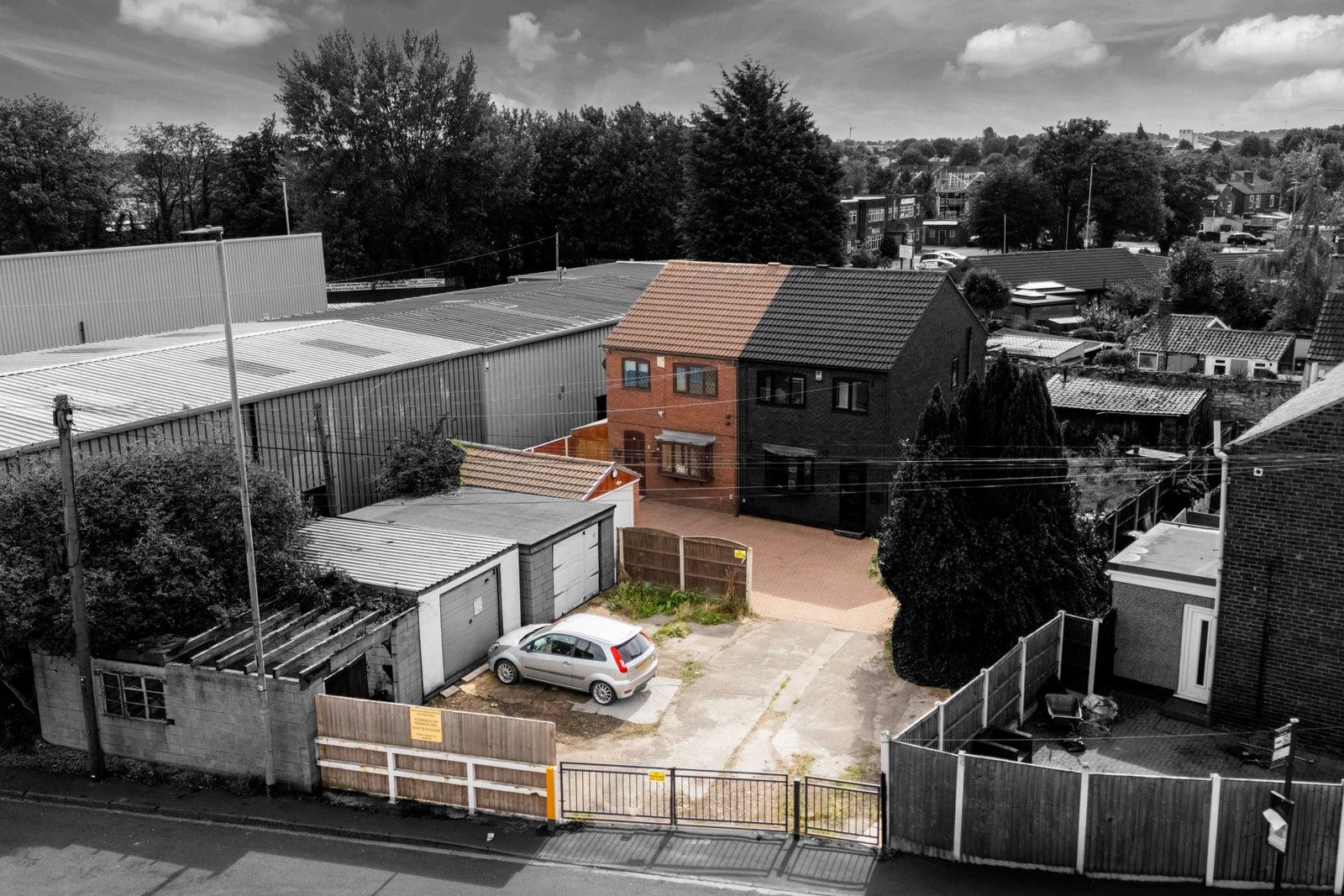 Semi Detached House for sale in Knottingley, Fernley Green Court, Knottingley, 905 m²