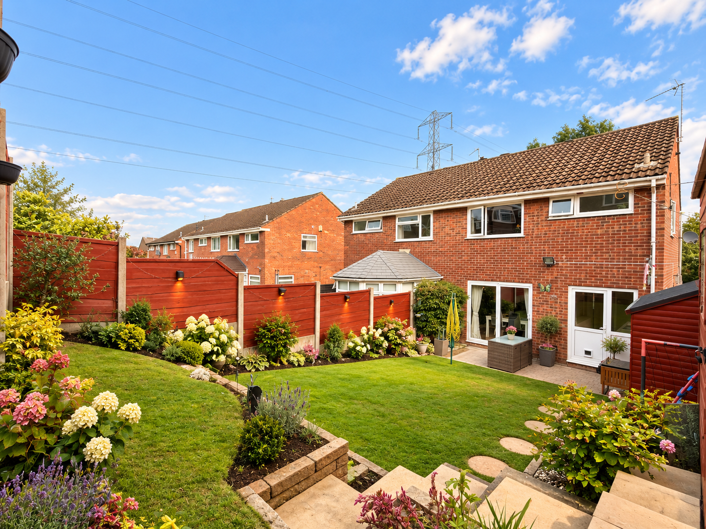 Semi Detached House for sale in Stockport, Mallard Close, Offerton, Stockport, SK2 5UG