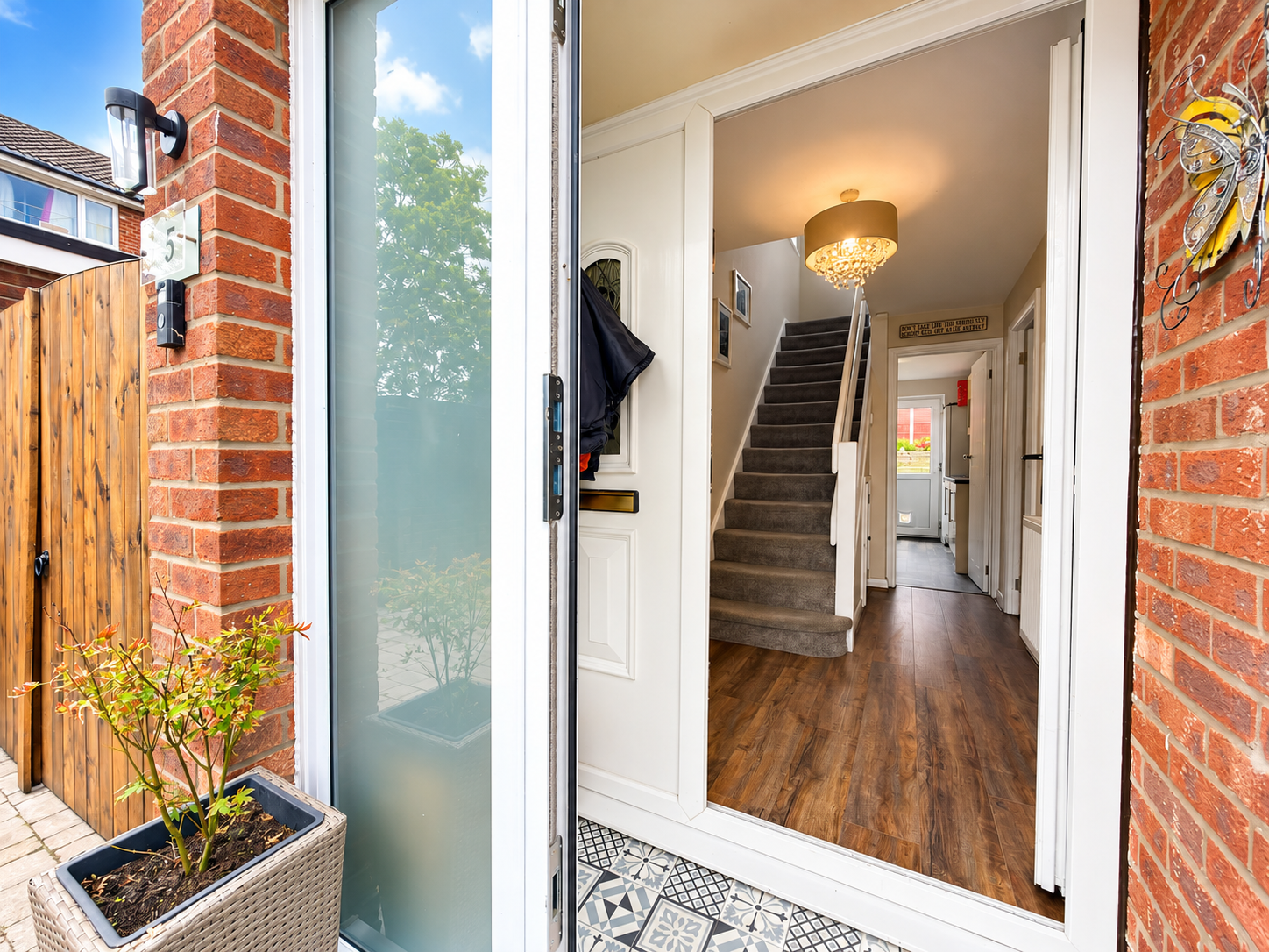 Semi Detached House for sale in Stockport, Mallard Close, Offerton, Stockport, SK2 5UG