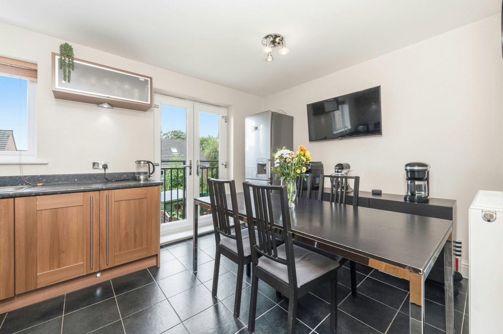 End Of Terrace House for sale in Leeds, Lime Drive, Leeds, LS14 6GR, 1523 m²