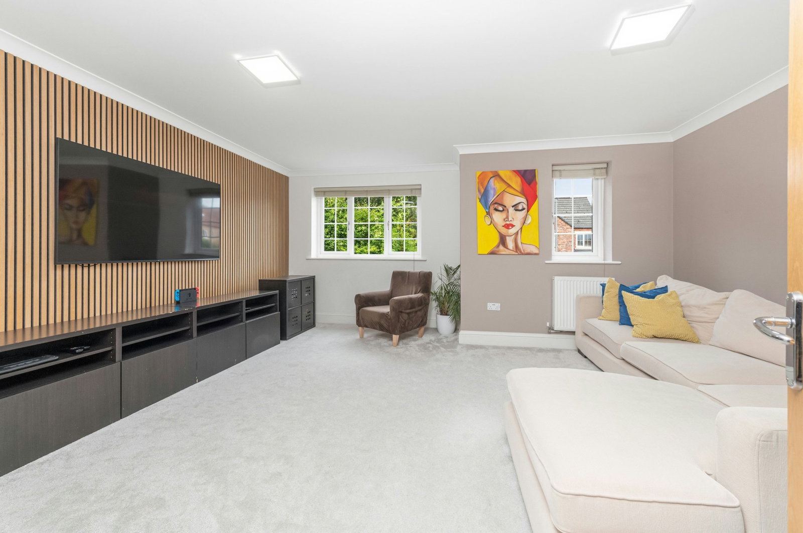 End Of Terrace House for sale in Leeds, Lime Drive, Leeds, LS14 6GR, 1523 m²