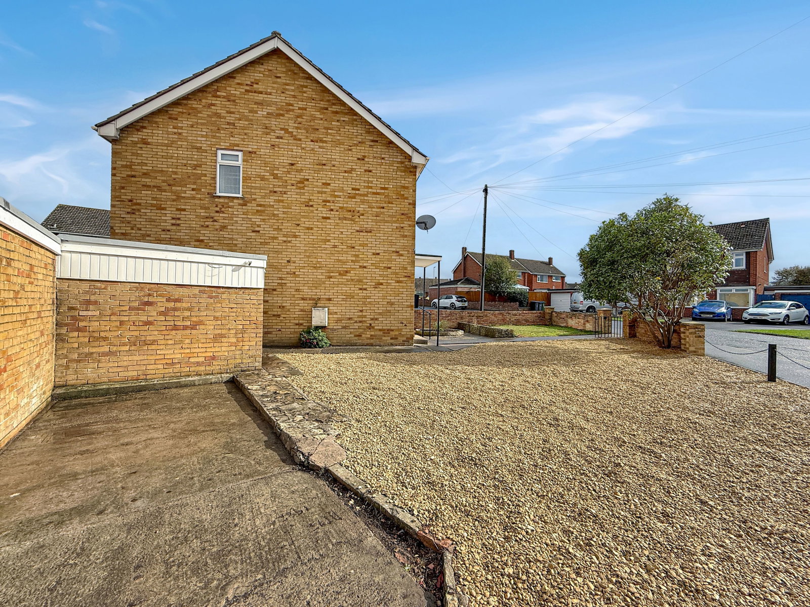 Semi Detached House for sale in Trowbridge, Parklands, Trowbridge, BA14