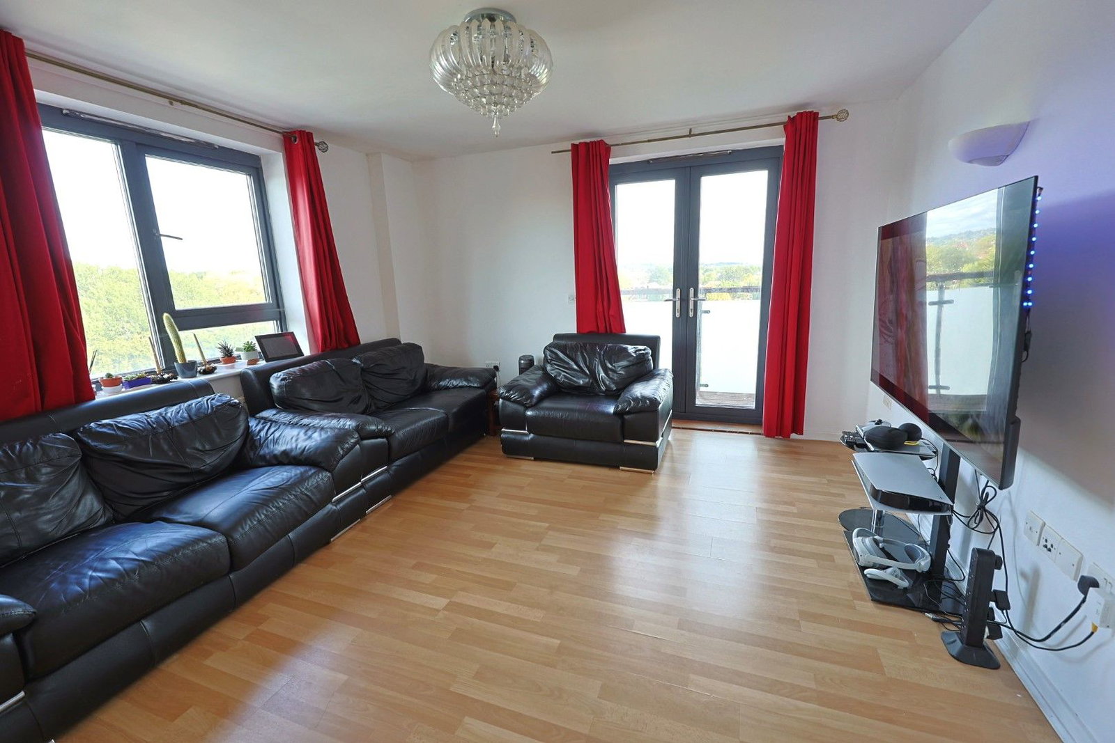 Flat for sale in Edgware, Dower Court, 2, Penniwell Close, Edgware, HA8