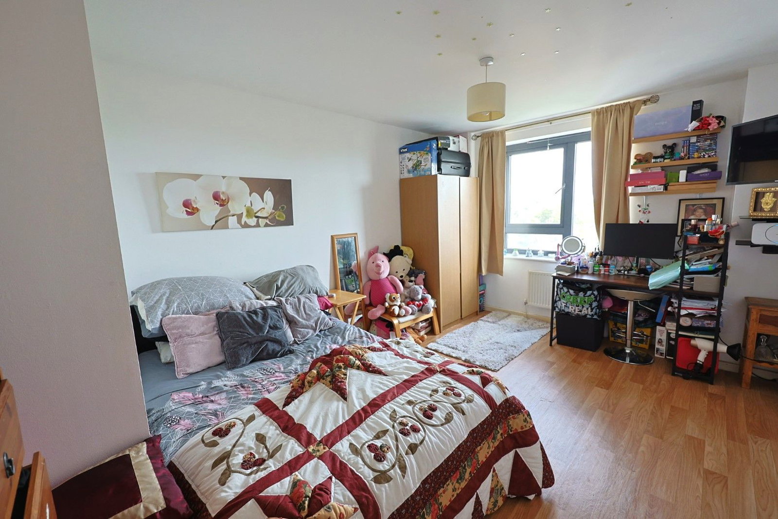 Flat for sale in Edgware, Dower Court, 2, Penniwell Close, Edgware, HA8