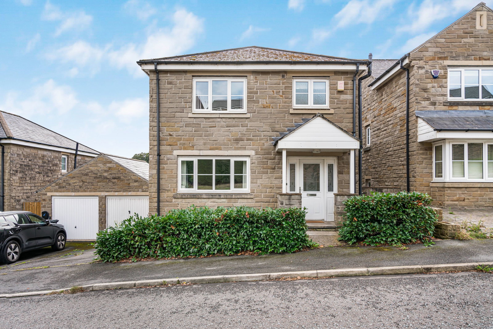 Detached House for sale in Sowerby Bridge, 44 Rylands Park, Ripponden HX6 4JH.