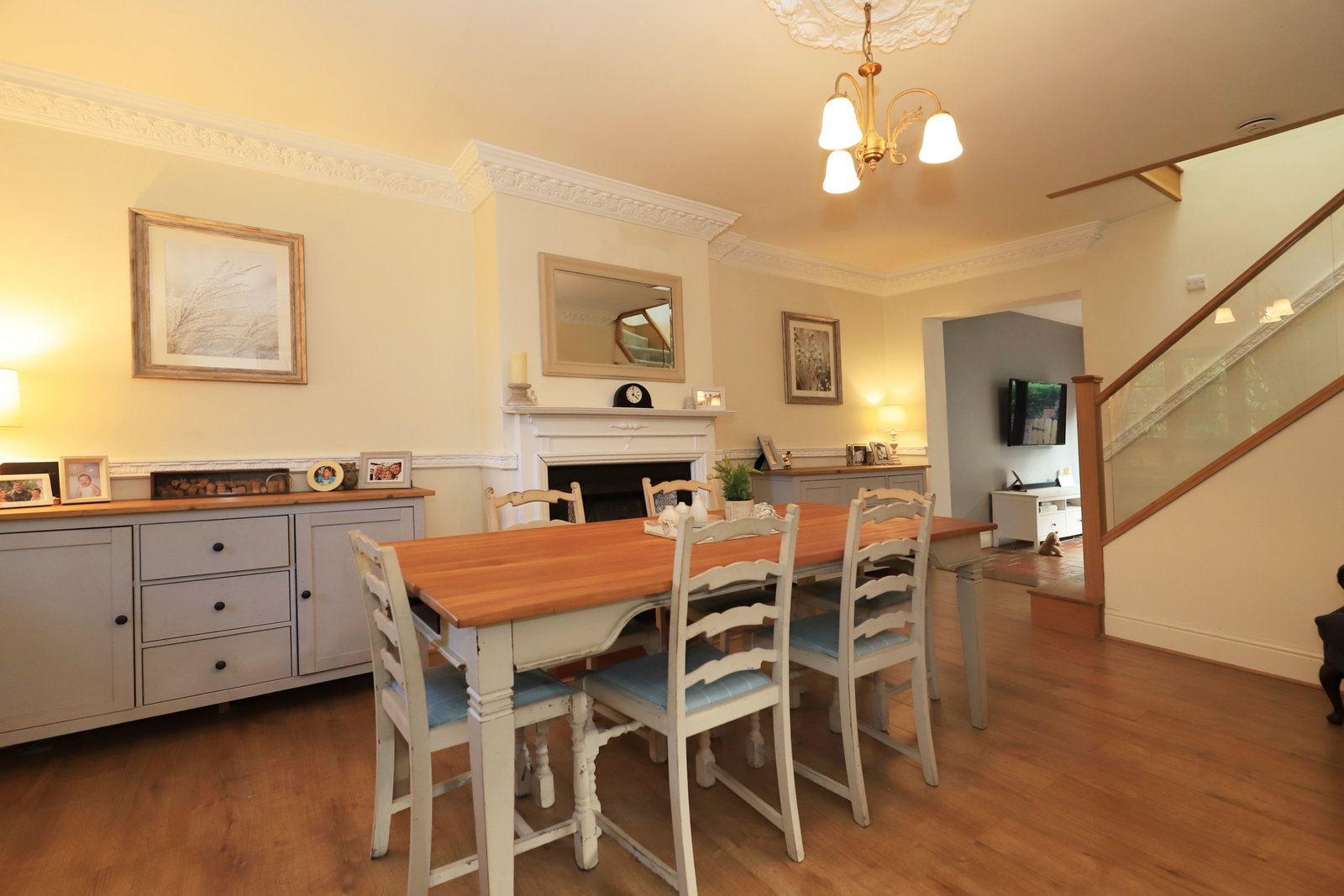 Semi Detached House for sale in Wolverhampton, Cannock Road, Westcroft, Wolverhampton, WV10 8QT, 1574 m²