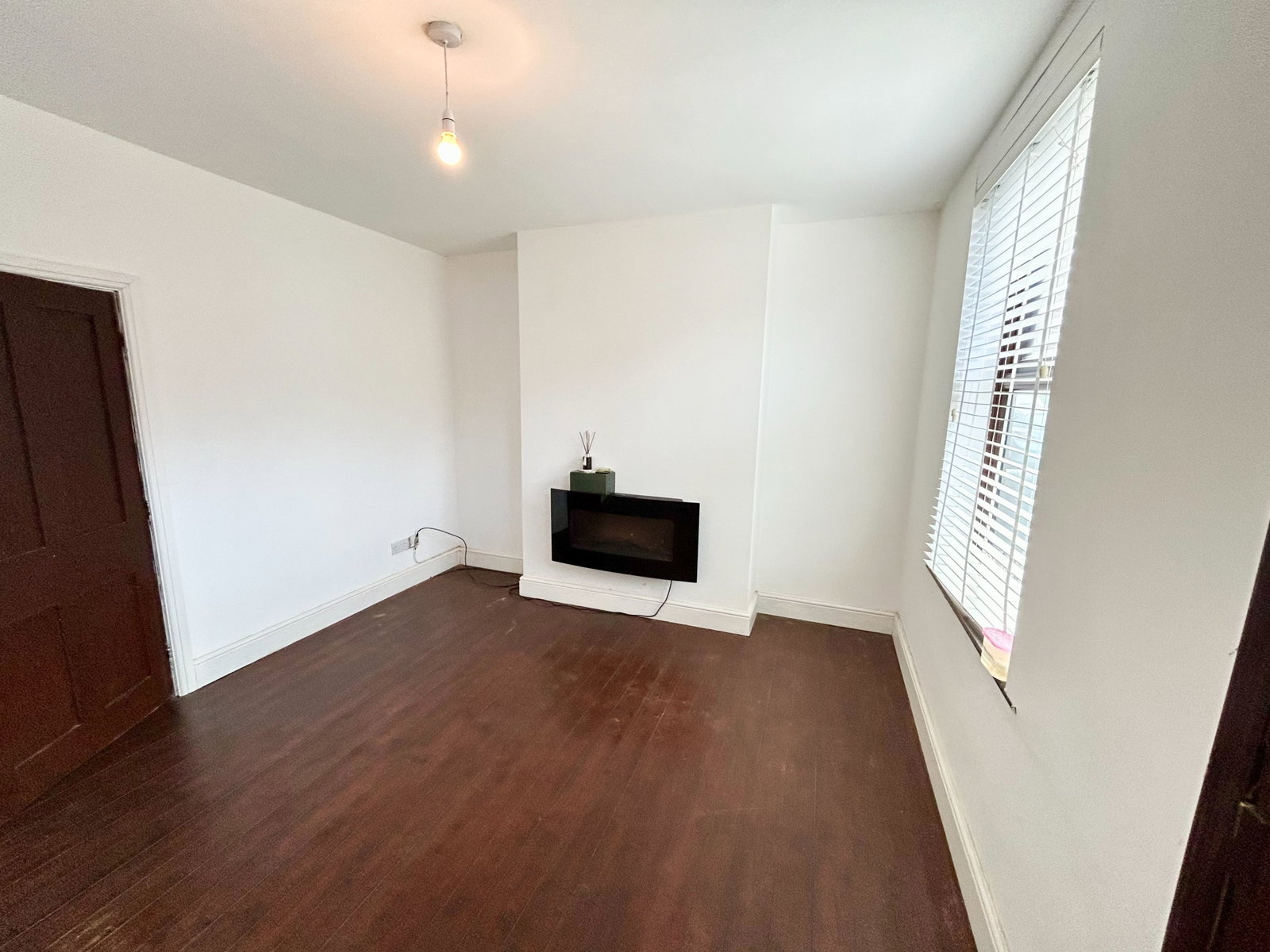 Terraced House for sale in Swadlincote, Granville Street, Woodville, Swadlincote, DE11 7JQ