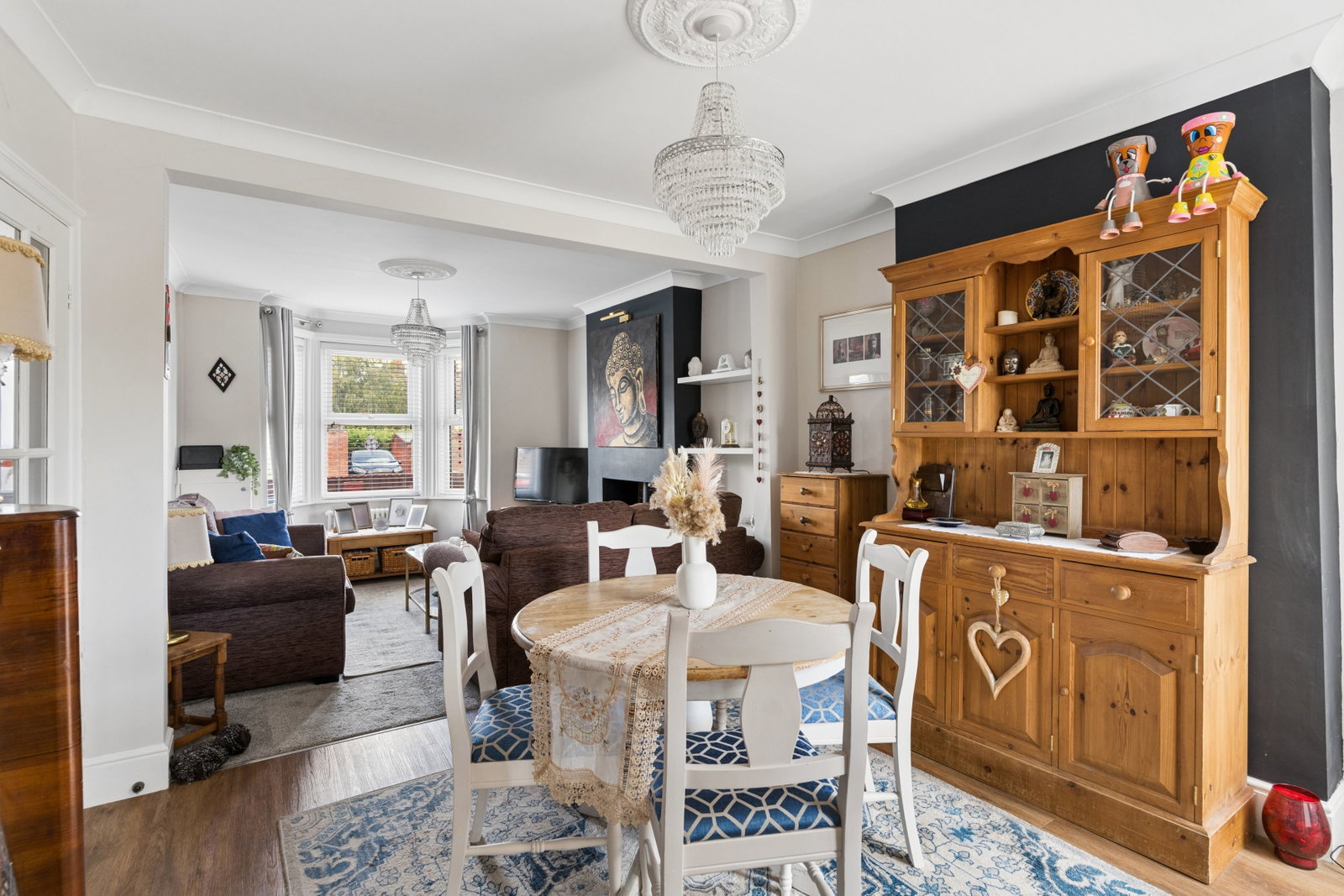 Semi Detached House for sale in Dunstable, West Parade, Dunstable, LU6 1EN