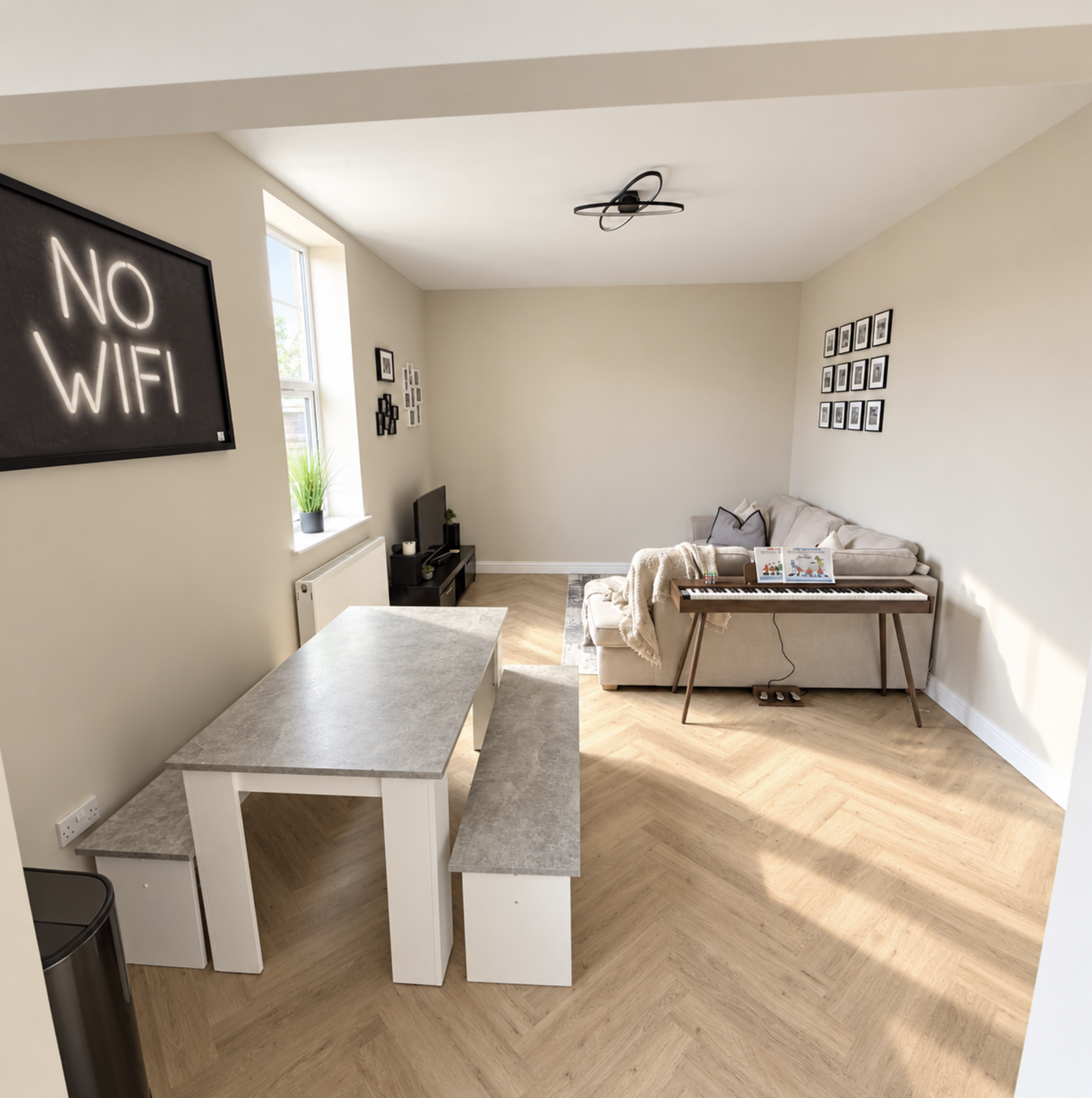 Apartment for sale in Milton Keynes, Newport Road, New Bradwell, Milton Keynes, MK13 0AL