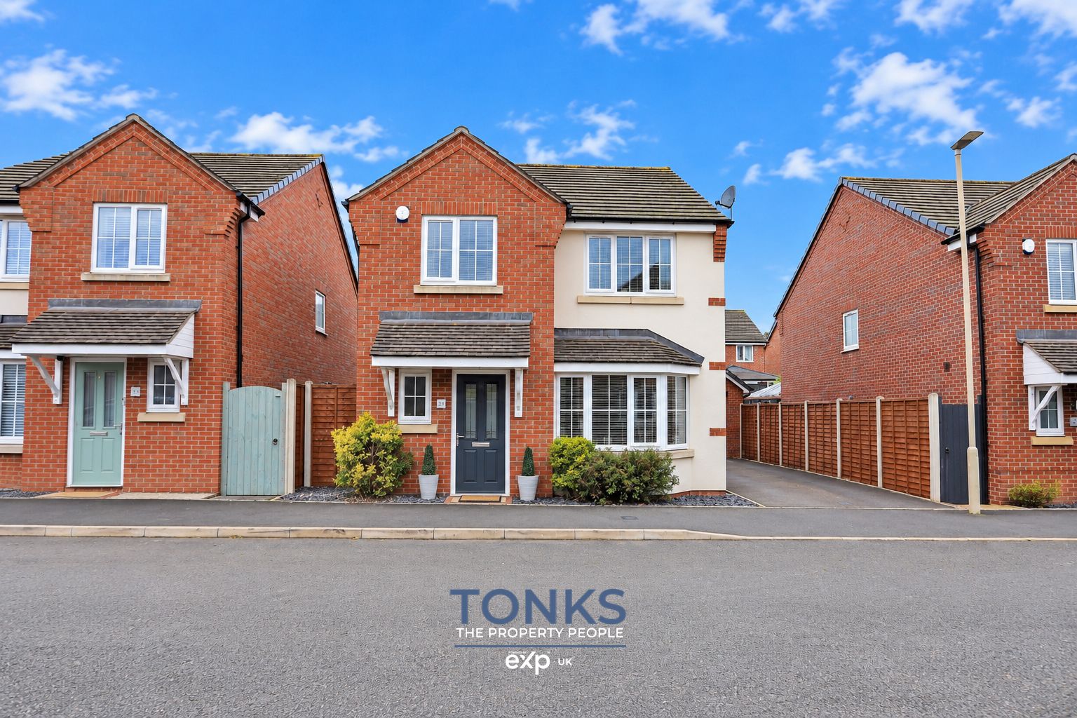 Detached House for sale in Halesowen, Elm Drive, Halesowen, B62 9HT