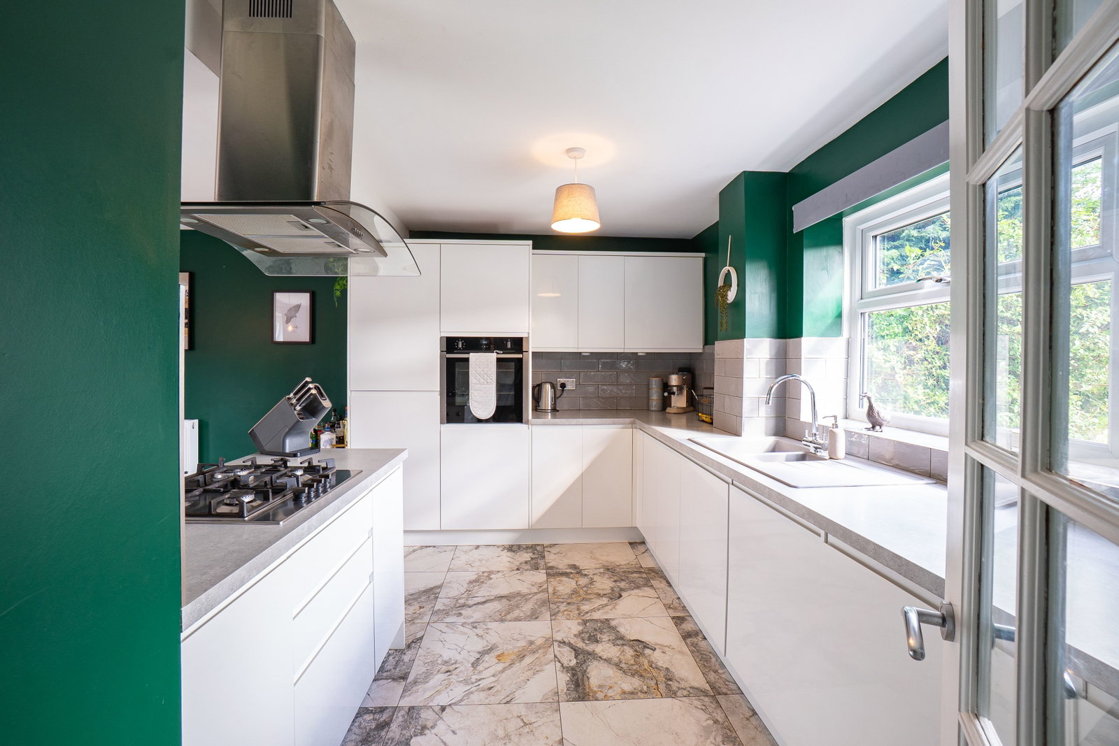 End Of Terrace House for sale in Cwmbran, Ysgol Place, Pontnewydd, Cwmbran, NP44 1HH, 997 m²