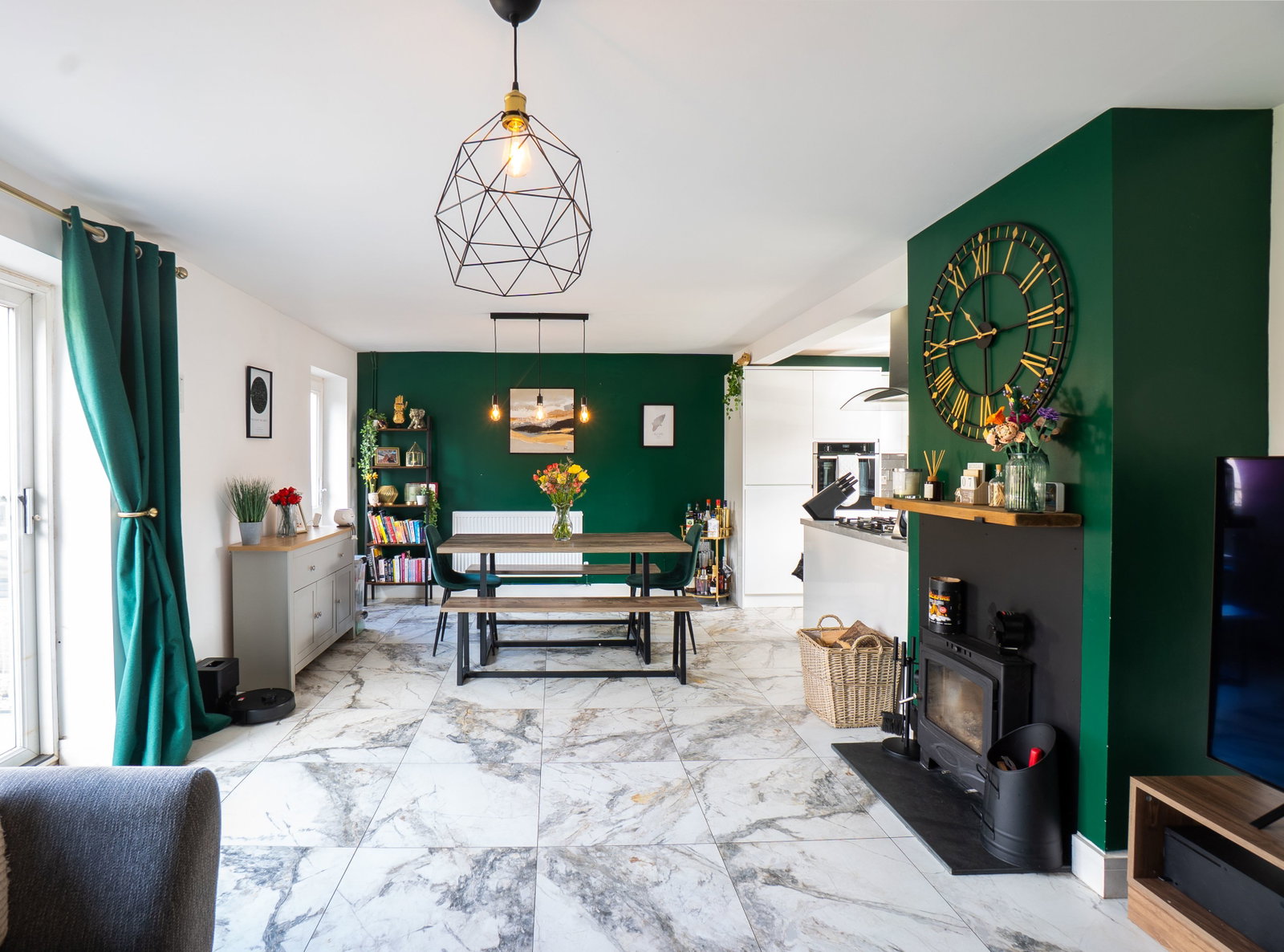 End Of Terrace House for sale in Cwmbran, Ysgol Place, Pontnewydd, Cwmbran, NP44 1HH, 997 m²