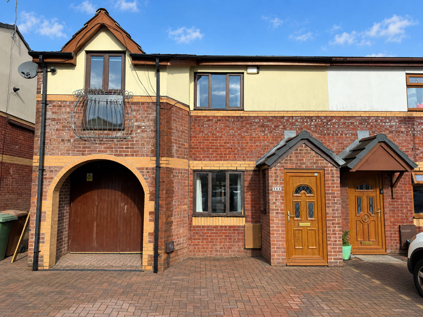Semi Detached House for sale in Caerphilly, Heol Y Ddol, Caerphilly, CF83 3JN