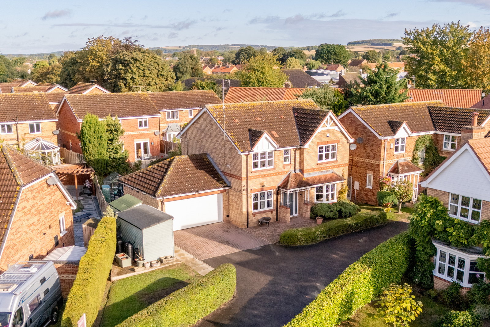 Detached House for sale in York, Shipman Road, Market Weighton, York, YO43 3RB, 1612 m²