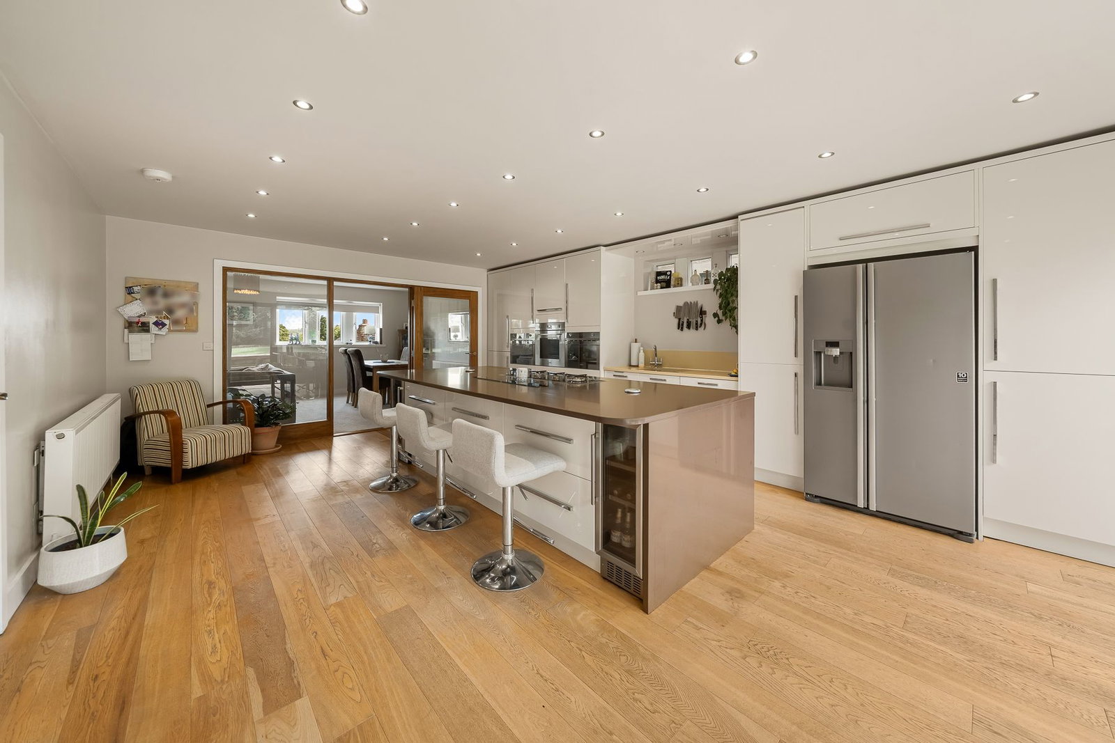 Detached House for sale in Huddersfield, Greenhead Avenue, Huddersfield, HD5