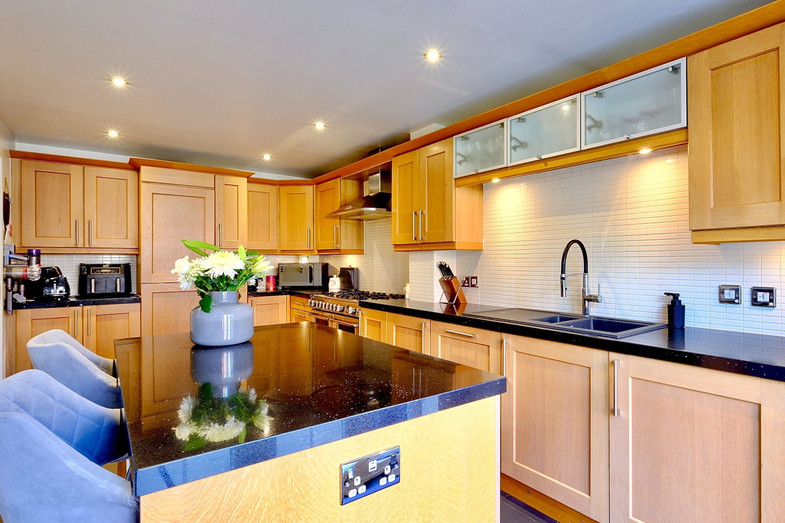Detached House for sale in Cambridge, Greenhaze Lane, Great Cambourne, Cambridge, CB23 5EF, 1565 m²