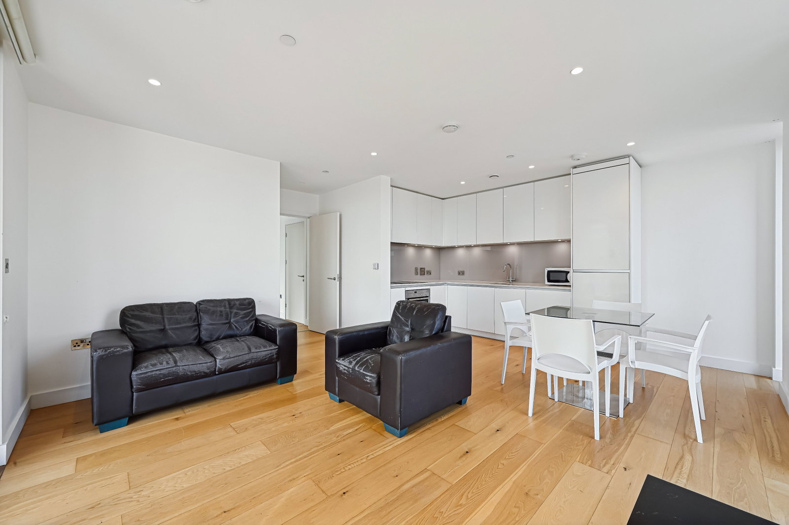 Apartment for sale in Croydon, Caithness Walk, Croydon, CR0 2WD