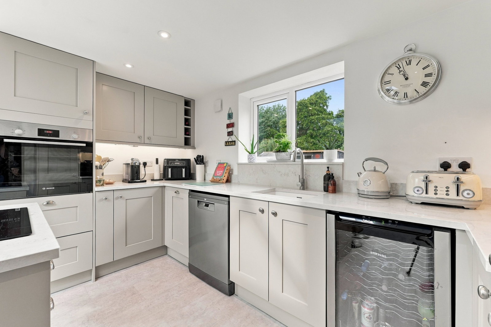 Detached House for sale in Newark, Croft View in Edingley – Character Cottage with Countryside Views & Separate Parking, 1590 m²