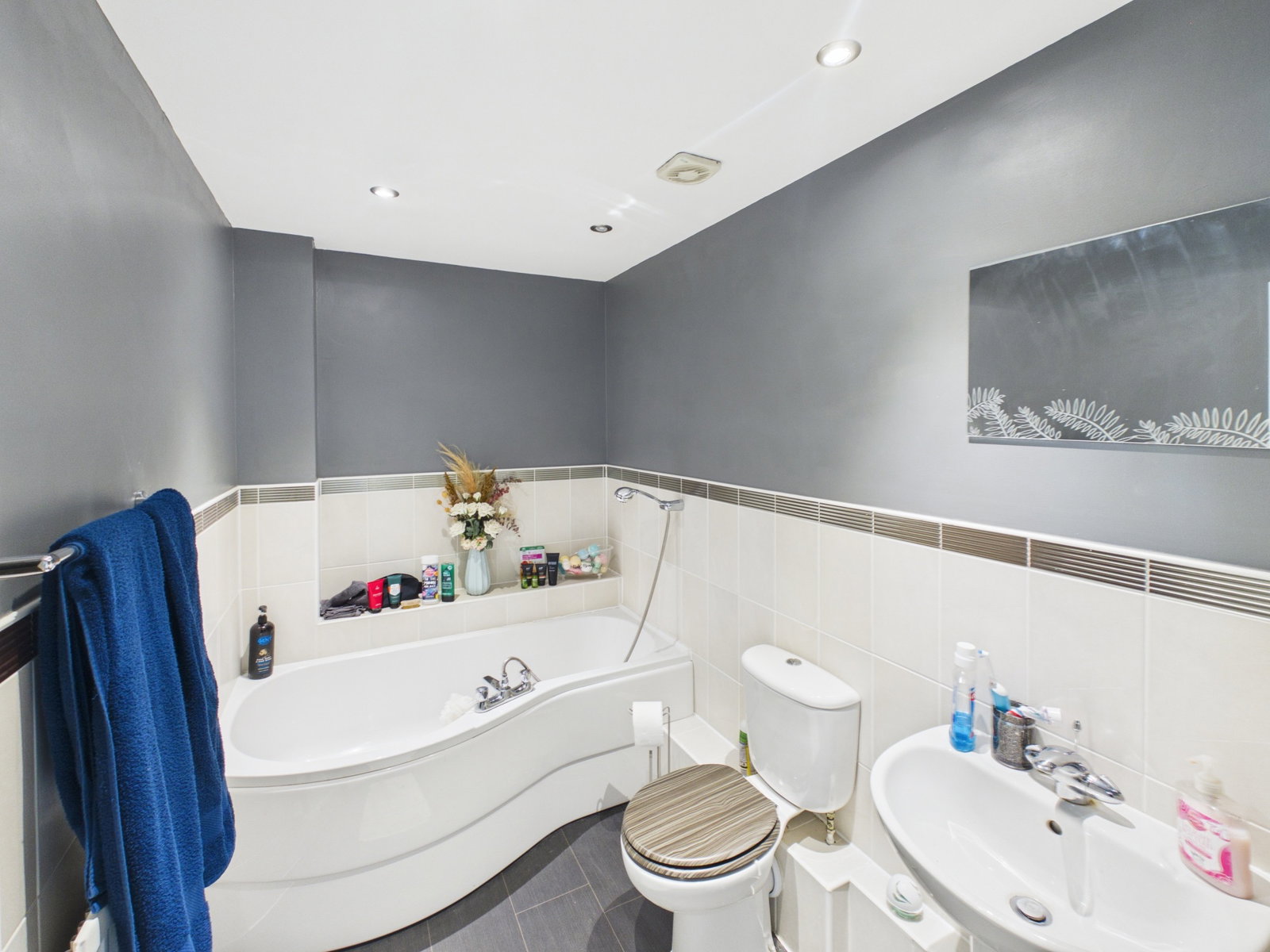 Terraced House for sale in Stowmarket, Wagtail Drive, Stowmarket, 1173 m²