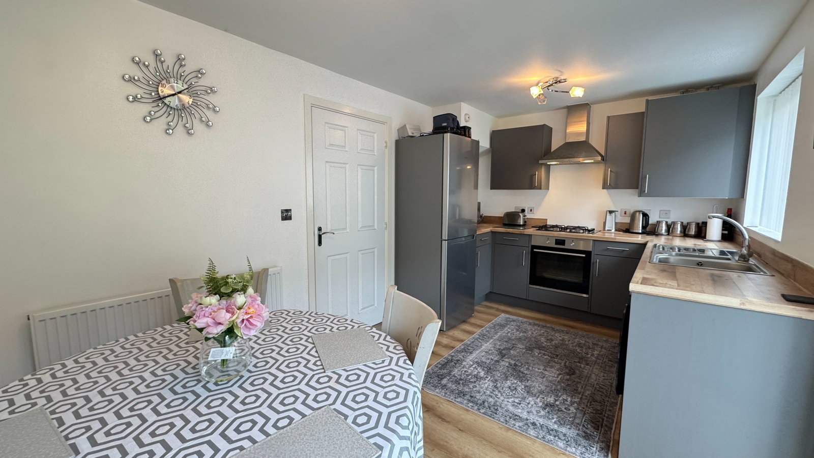 Semi Detached House for sale in Plymouth, Bluebell Street, Derriford, Plymouth, PL6 8FT, 740 m²