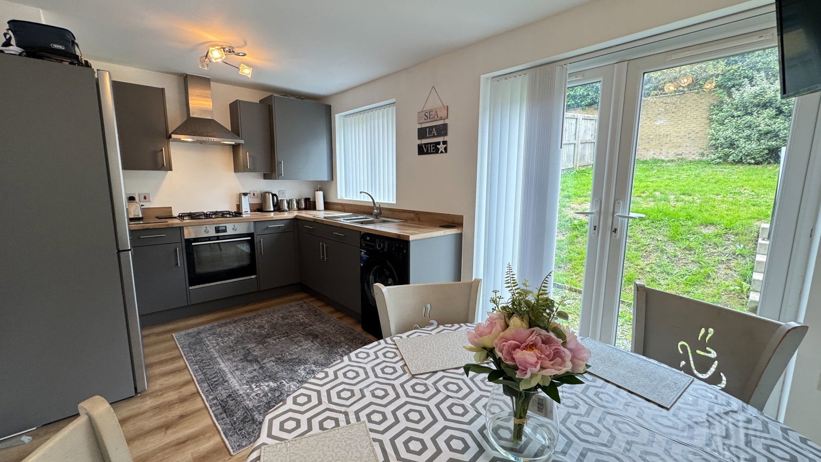 Semi Detached House for sale in Plymouth, Bluebell Street, Derriford, Plymouth, PL6 8FT, 740 m²