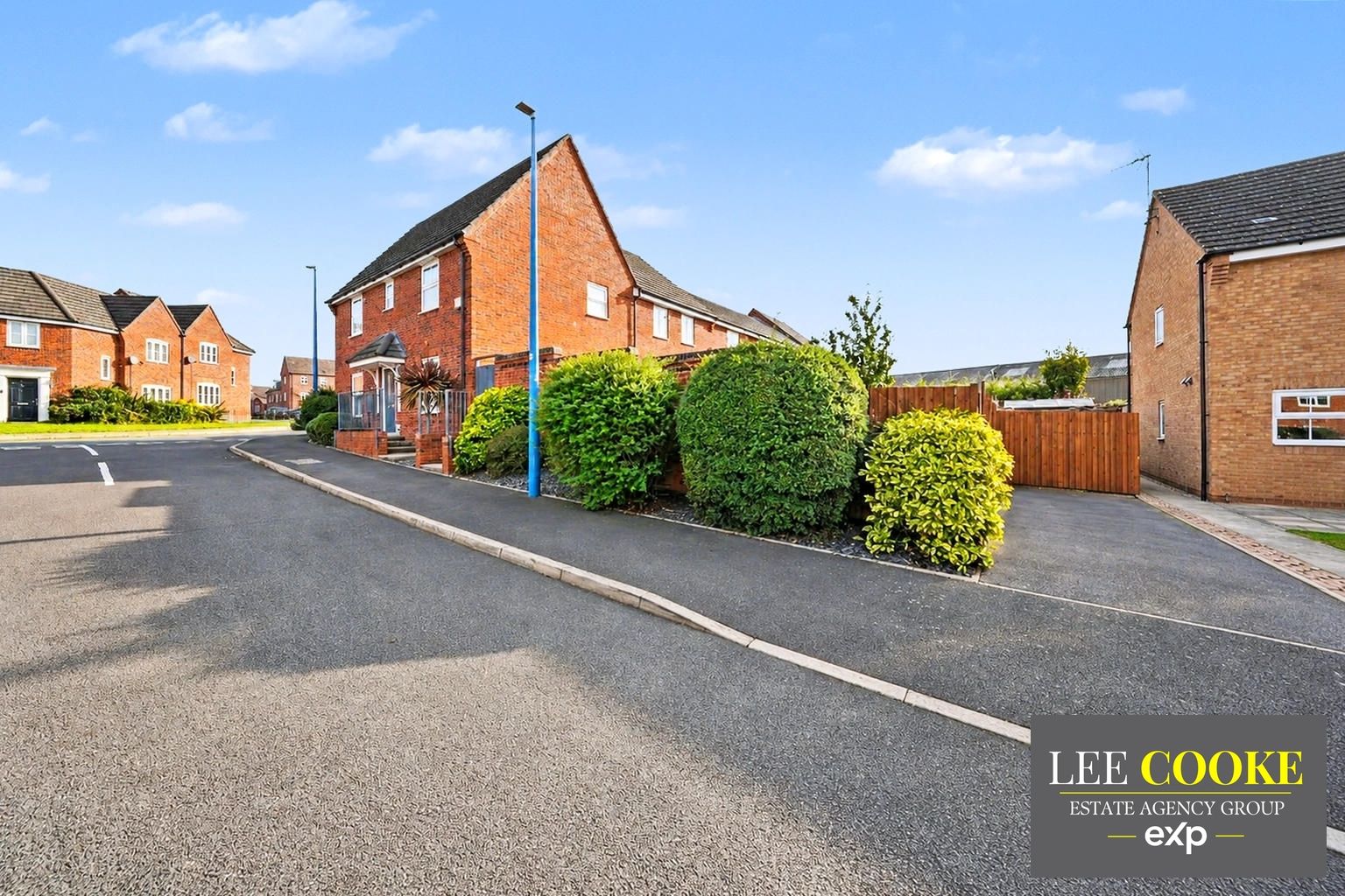 End Of Terrace House for sale in Tipton, Rollers Way, Hamlet Place, Tipton, DY4 9AX