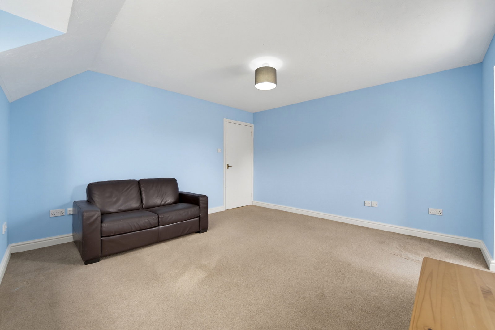 Flat for sale in Reading, Rembrandt Way, Reading, RG1, 470 m²