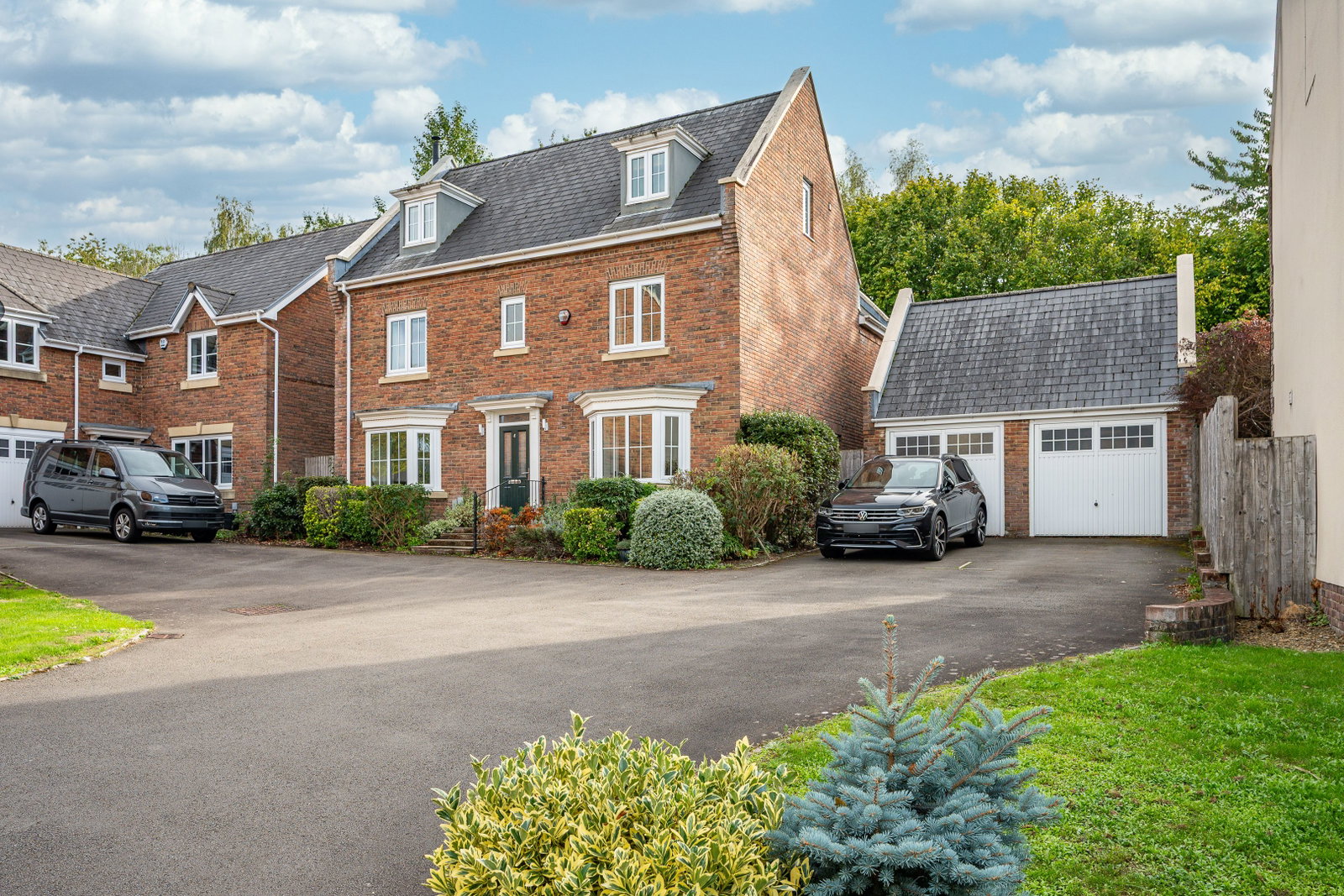 Detached House for sale in Abergavenny, Crawshay Close, Llanfoist