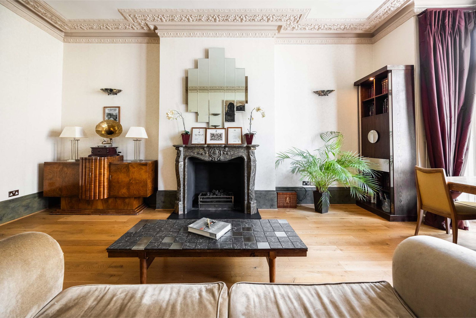 Duplex Flat for sale in London, Belsize Park, London, NW3, 2683 m²