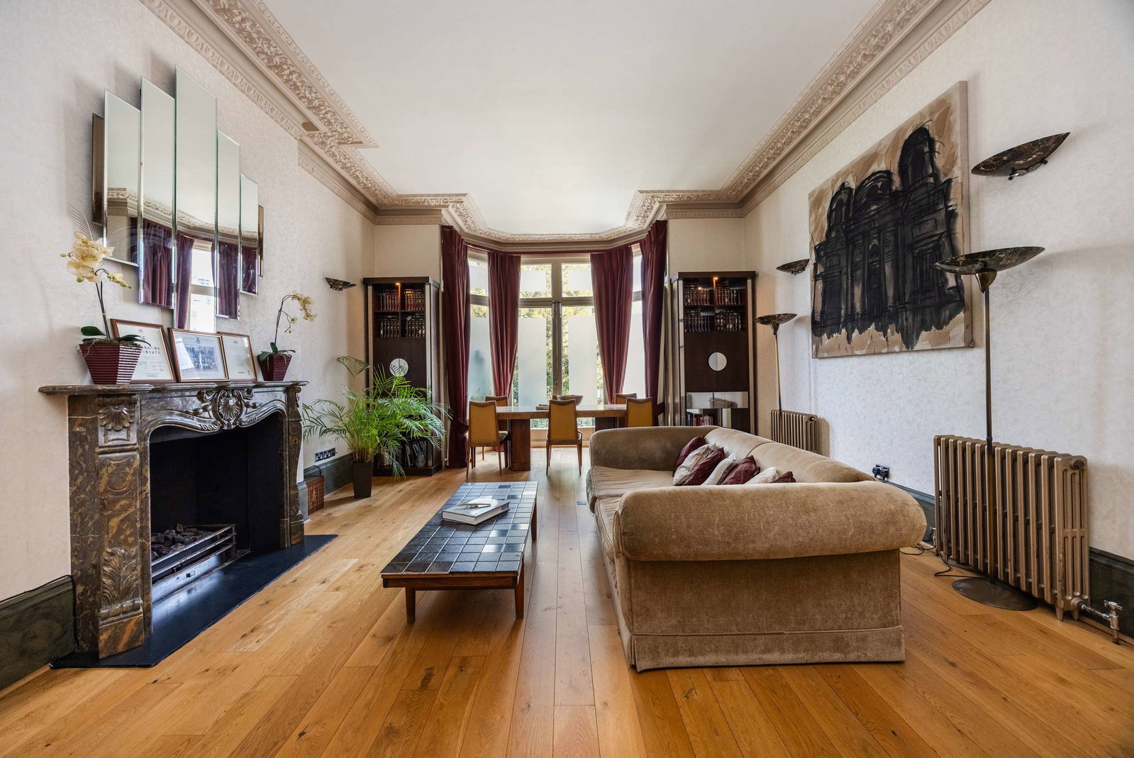 Duplex Flat for sale in London, Belsize Park, London, NW3, 2683 m²