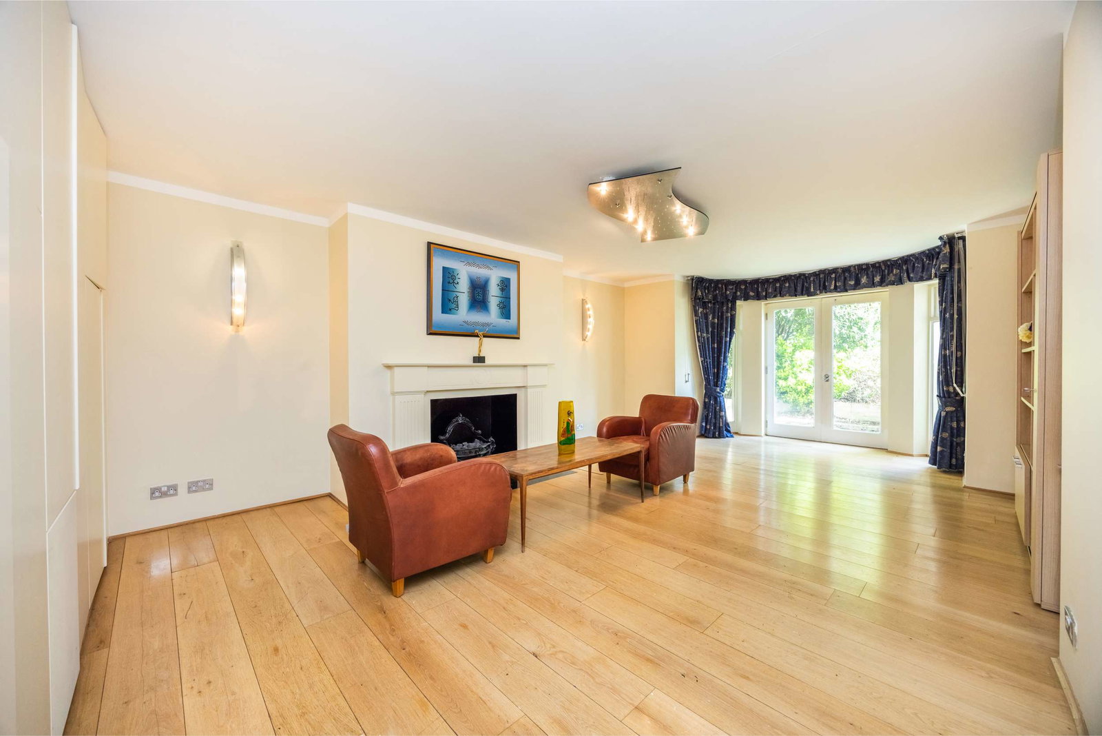 Duplex Flat for sale in London, Belsize Park, London, NW3, 2683 m²