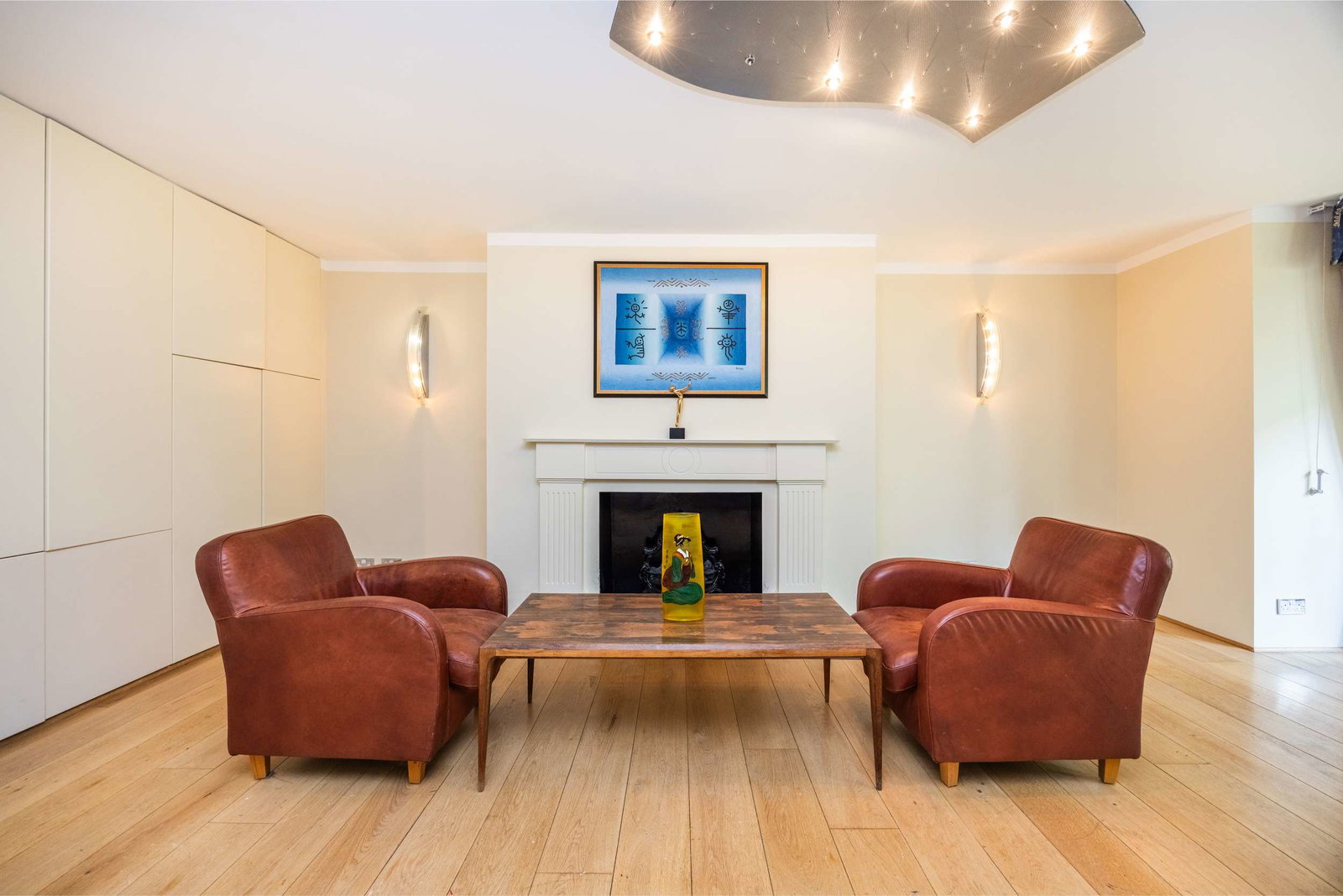 Duplex Flat for sale in London, Belsize Park, London, NW3, 2683 m²