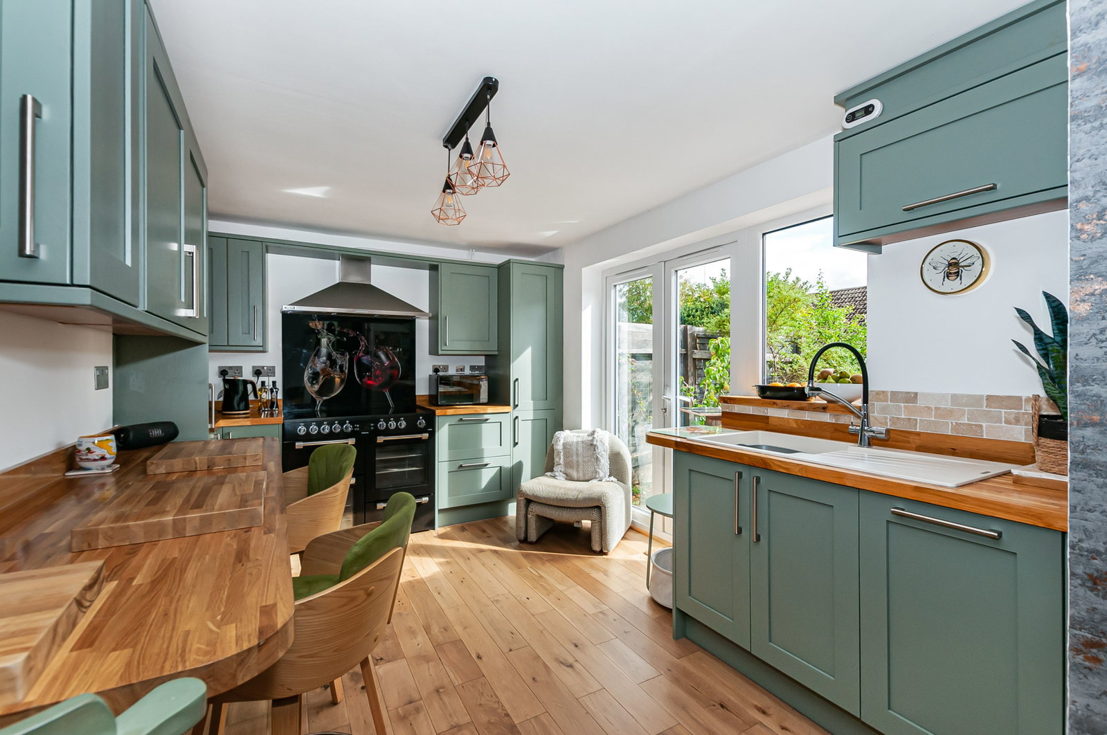 Semi Detached House for sale in Beverley, East Street, Leven HU17, 903 m²