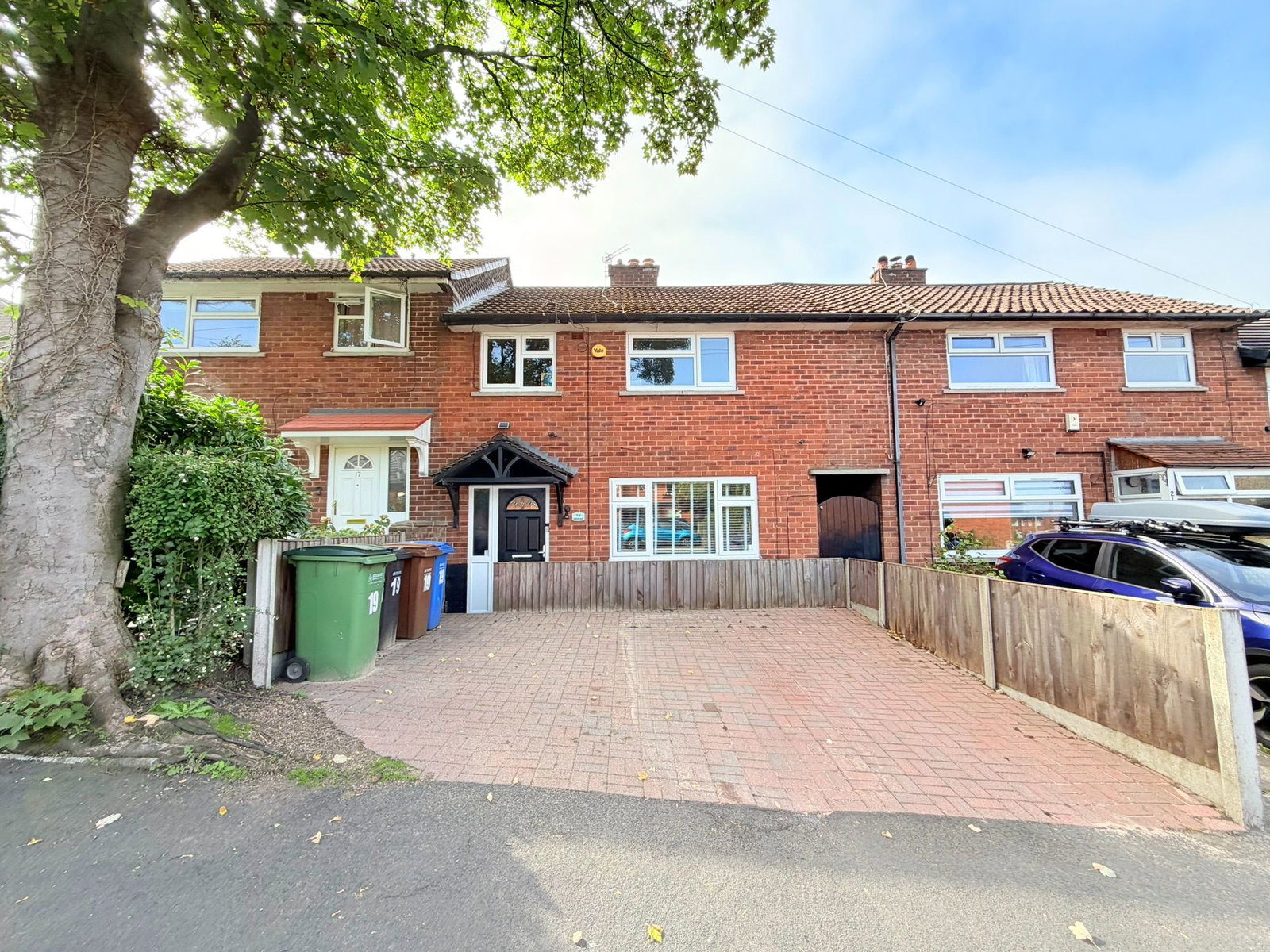 Terraced House for sale in Stockport, Bents Avenue, Bredbury, Stockport, SK6 2LF